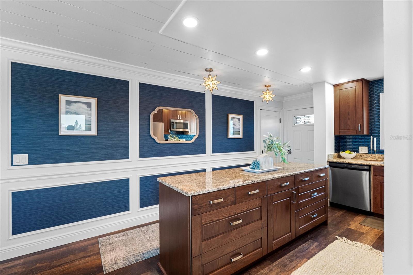 TOWN SHORES OF GULFPORT - Residential