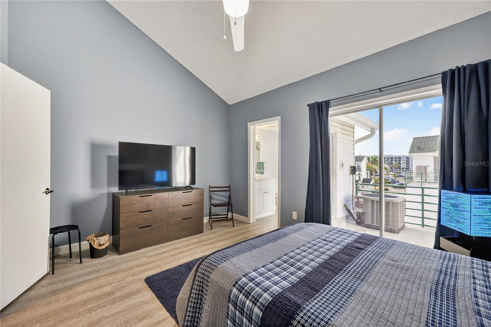 CUTTER COVE CONDO - Residential