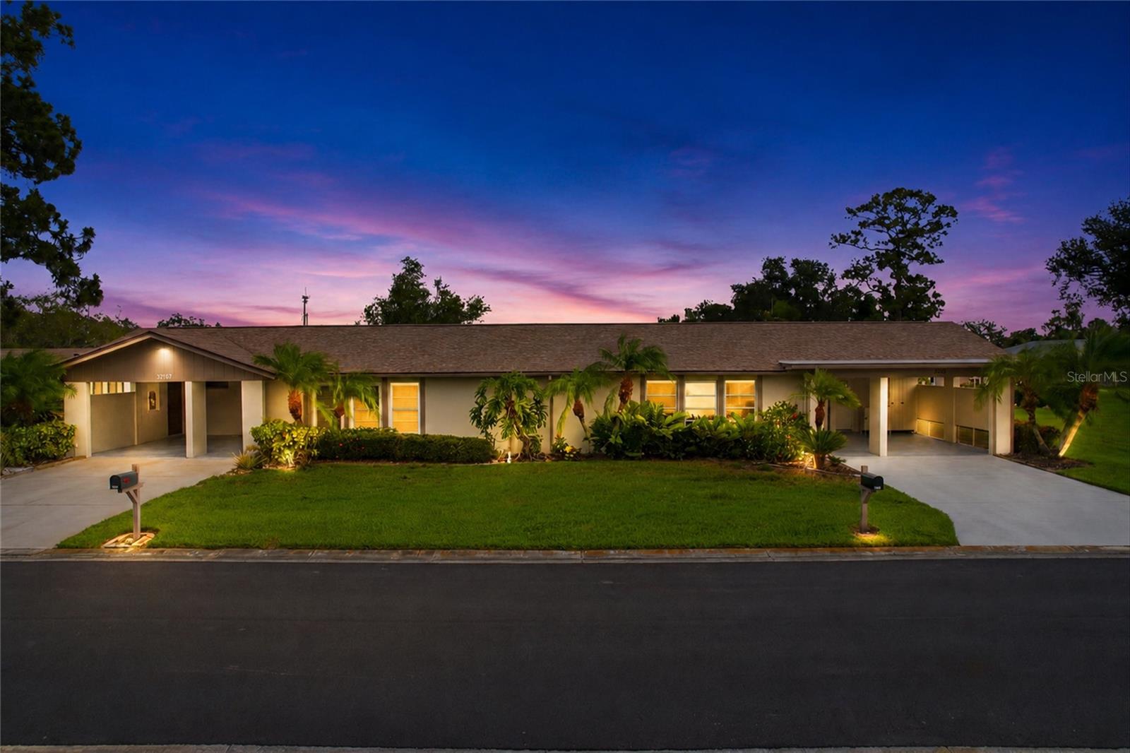 Virtually Staged. This Forest Pines condo can be your slice of Sarasota paradise in a highly sought-after 55+ community.! This beautifully updated Villa combines comfort, convenience, and that easy coastal lifestyle you’ve been dreaming about. The seller has just recently reduced the asking price again. It's located just minutes from Siesta Key Beach, downtown Sarasota, and the popular Der Dutchmen Restaurant, this location puts you right in the heart of it all. Love to golf or bike? You’ll be half a mile from the nearest golf course, and the Legacy Trail—perfect for long, scenic rides—starts only 1.5 miles away. Inside 3721 Collins St, you’ll find bright, welcoming spaces designed for relaxation. The home features newer upgrades including solid surface and granite countertops, modern kitchen cabinets, a walk-in shower in the primary suite, and luxury vinyl plank flooring in all main areas. This home has a living room and a family room where the original porch was properly permitted and enclosed for additional living space under air. Earth-toned colors and plantation shutters throughout add warmth and timeless charm. A new roof was installed in 2022. Forest Pines takes care of exterior maintenance so you can spend your days lounging by the community pool, meeting neighbors at the clubhouse, or enjoying a friendly game on the shuffleboard courts.
Move-in ready, this condominium - villa style home invites you to settle in and start your next chapter in sunny Sarasota.