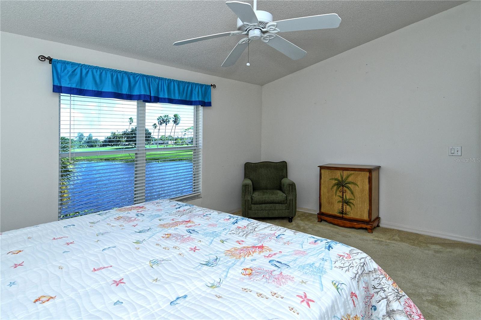 HERITAGE OAKS GOLF & COUNTRY CLUB - Residential