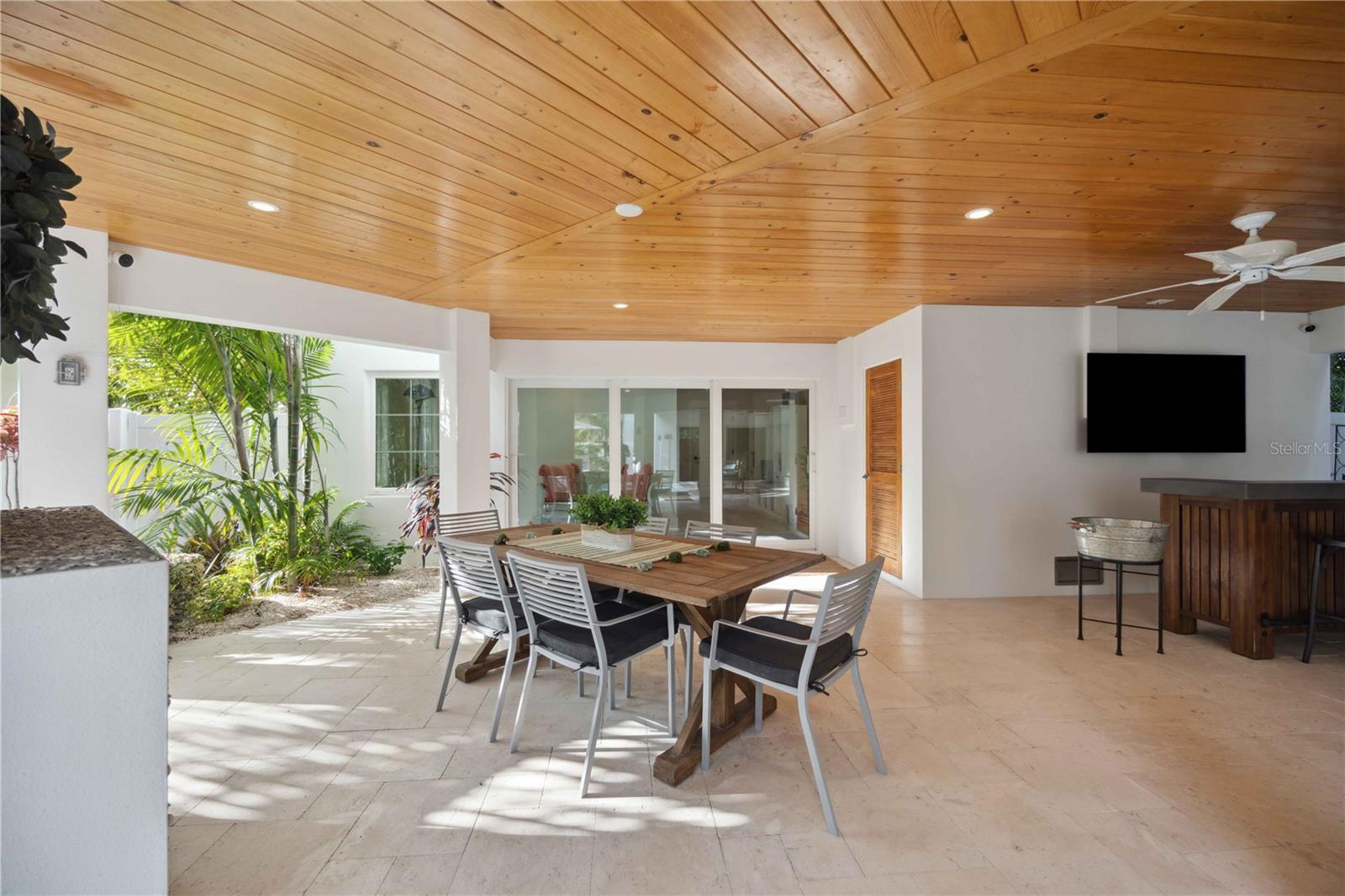 ANNA MARIA BEACH - Residential