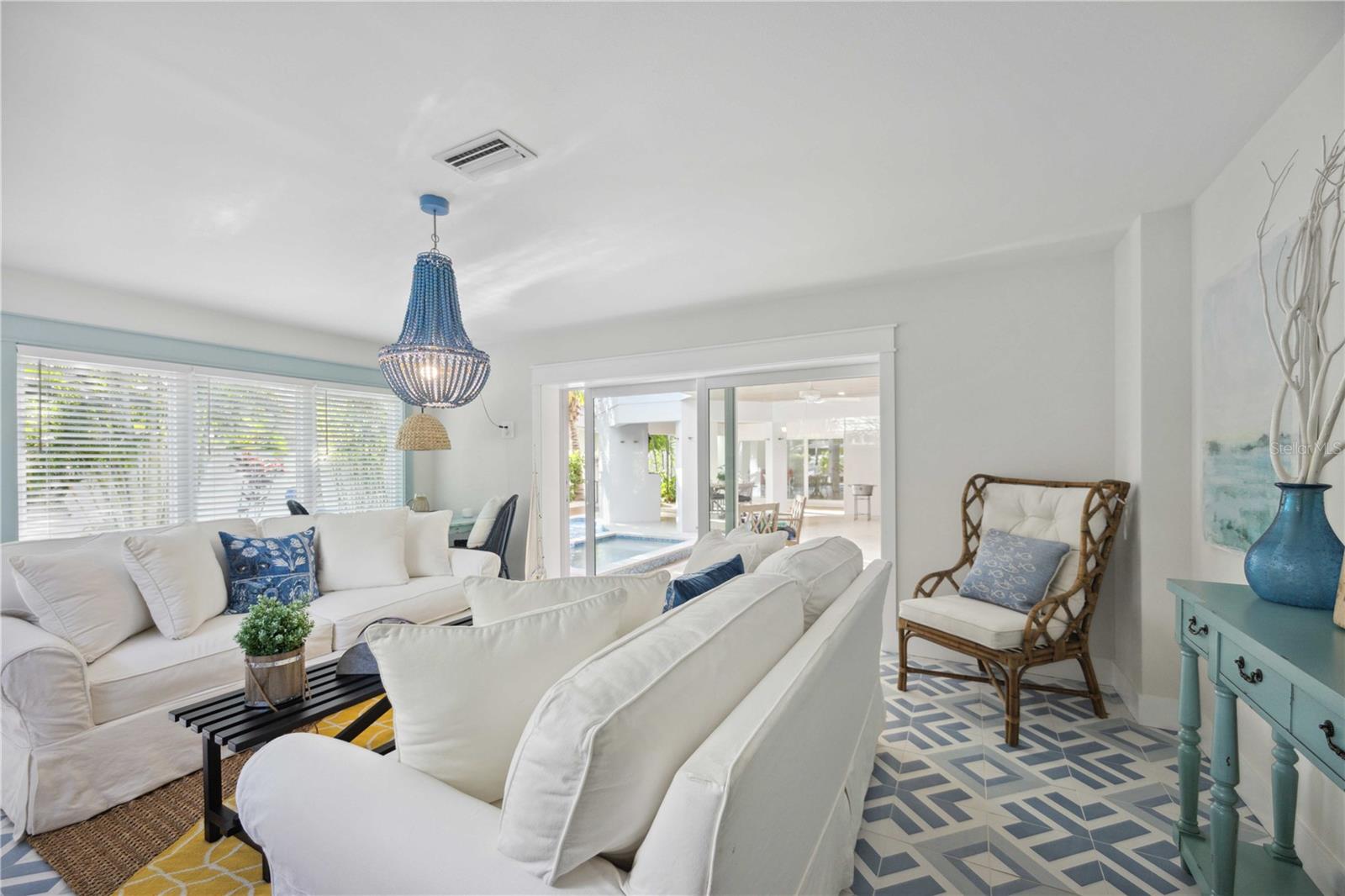 ANNA MARIA BEACH - Residential