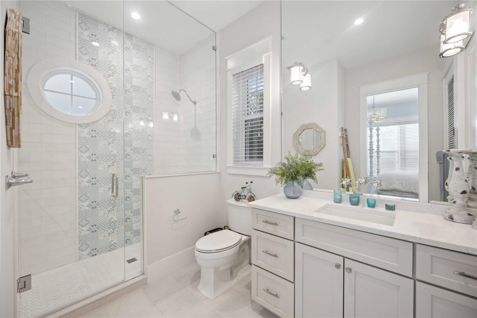 ANNA MARIA BEACH - Residential