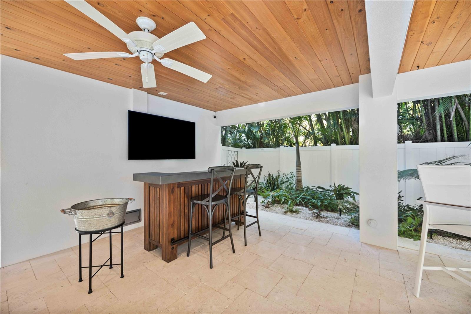 ANNA MARIA BEACH - Residential