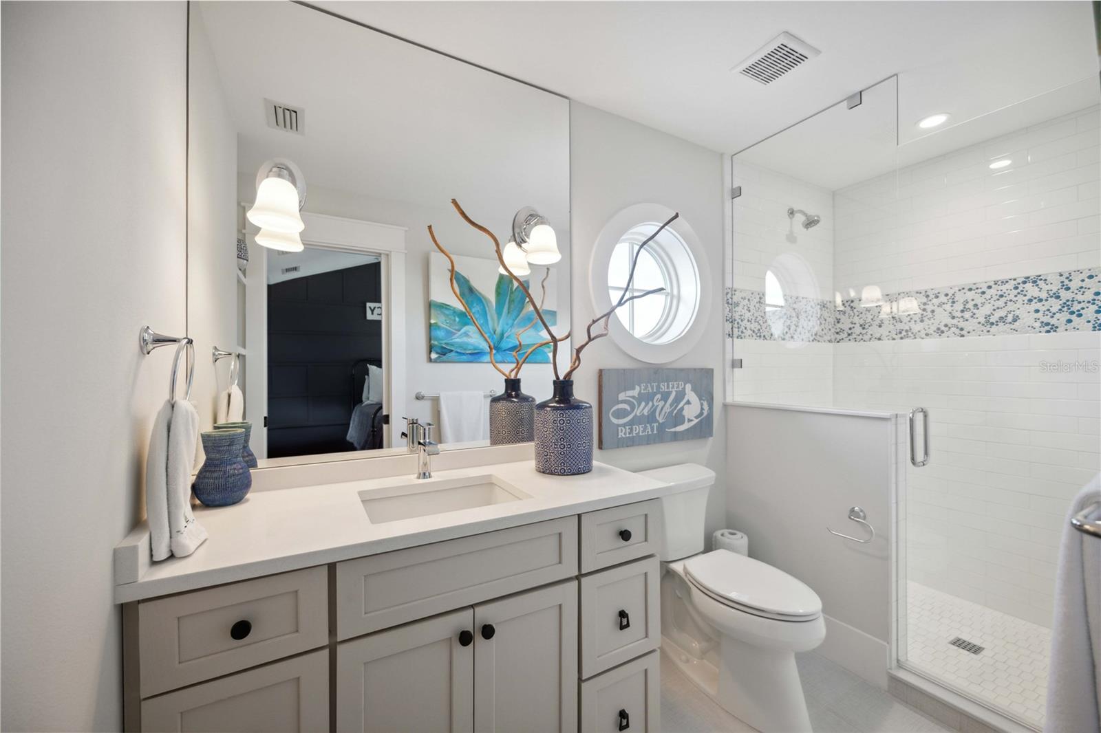 ANNA MARIA BEACH - Residential