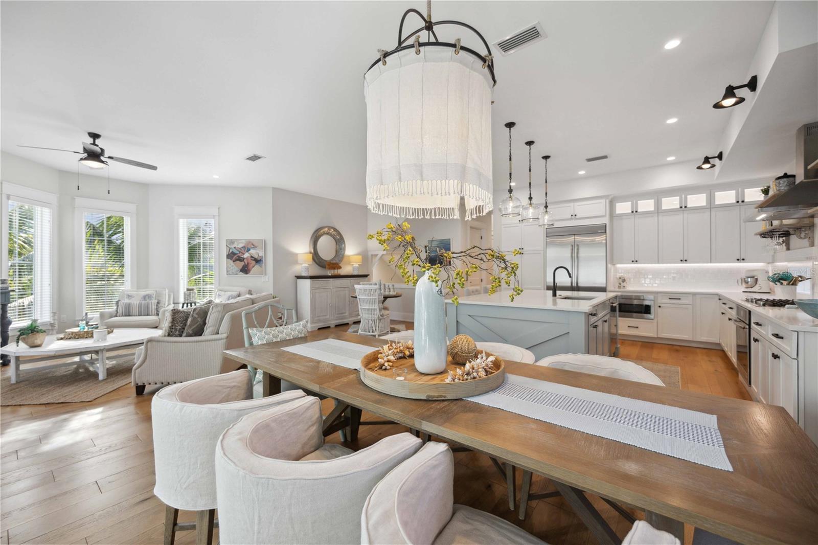 ANNA MARIA BEACH - Residential