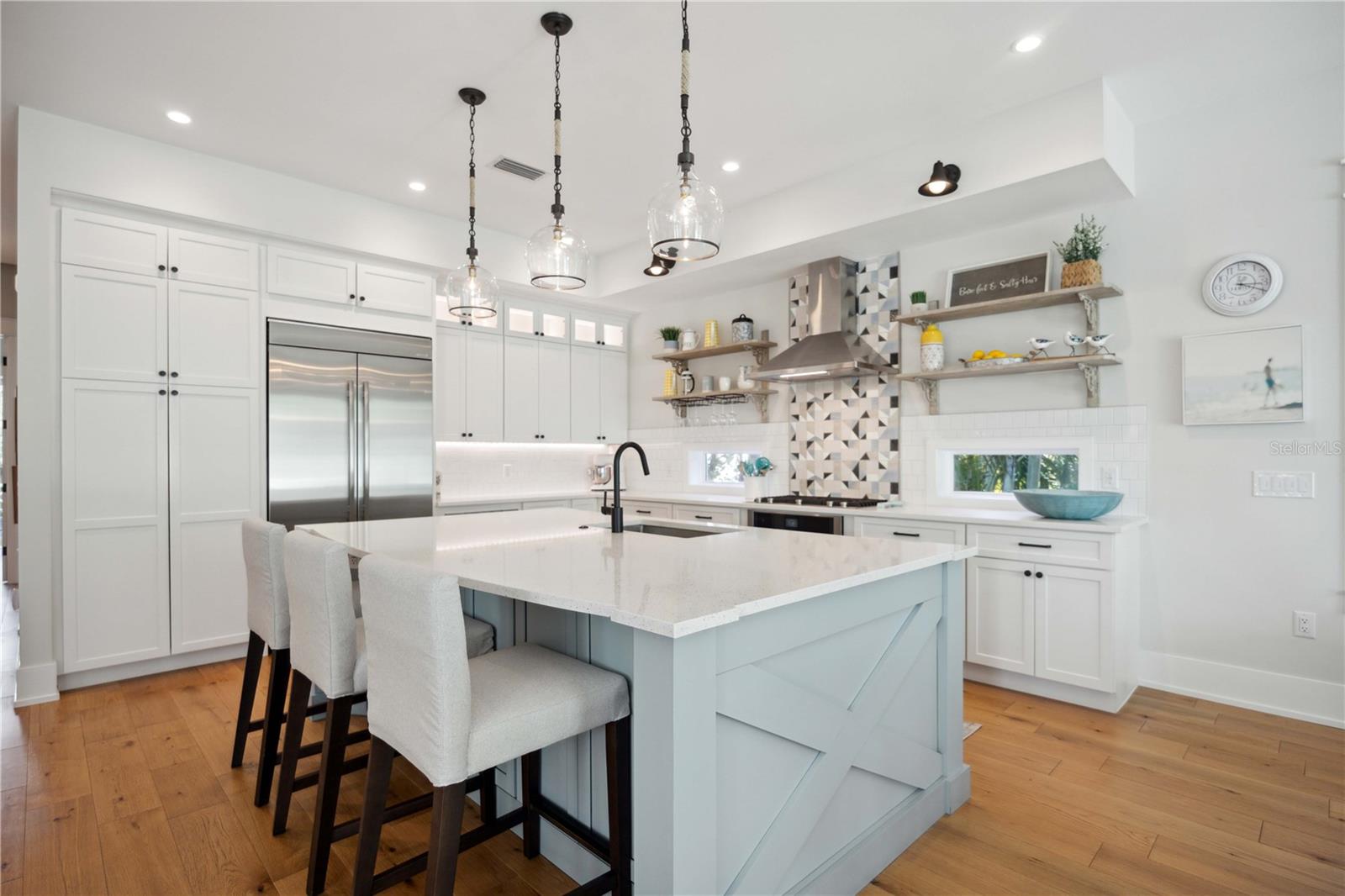 ANNA MARIA BEACH - Residential
