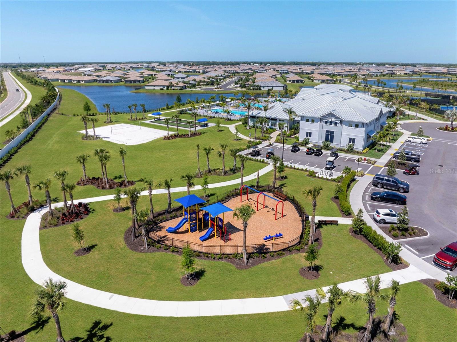 LORRAINE LAKES PH I - Residential