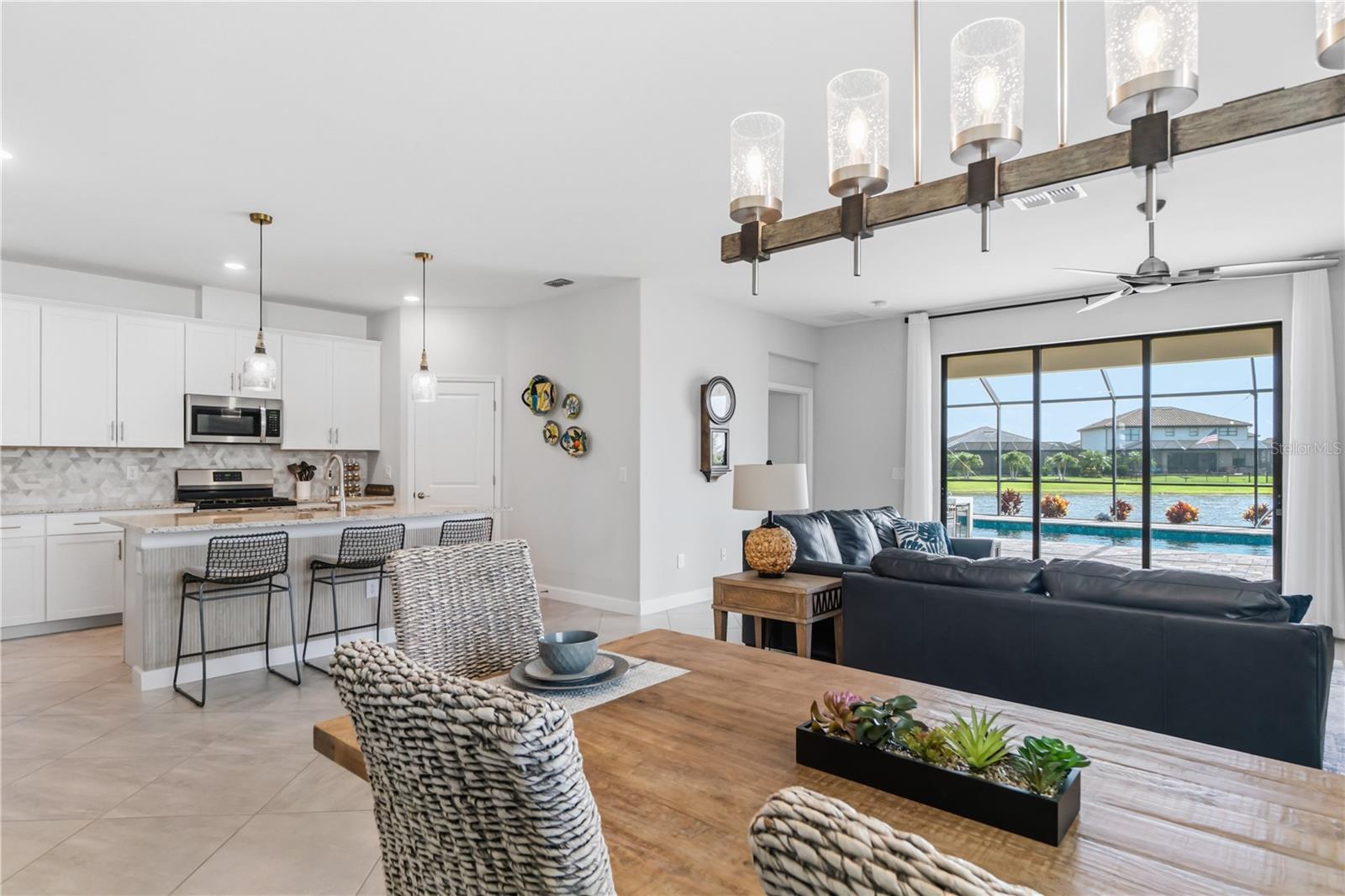 LORRAINE LAKES PH I - Residential