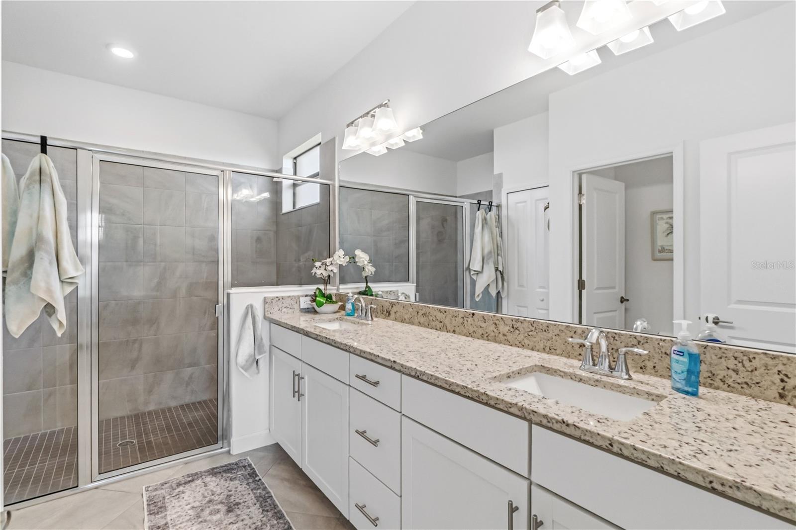 LORRAINE LAKES PH I - Residential