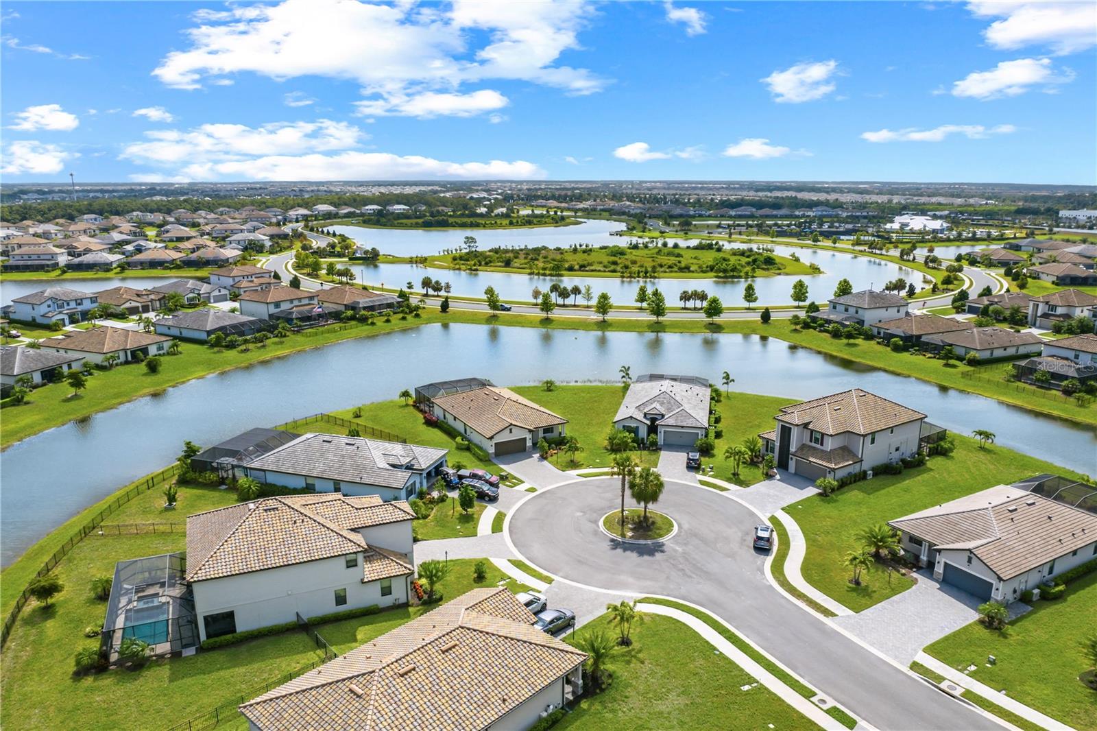 LORRAINE LAKES PH I - Residential