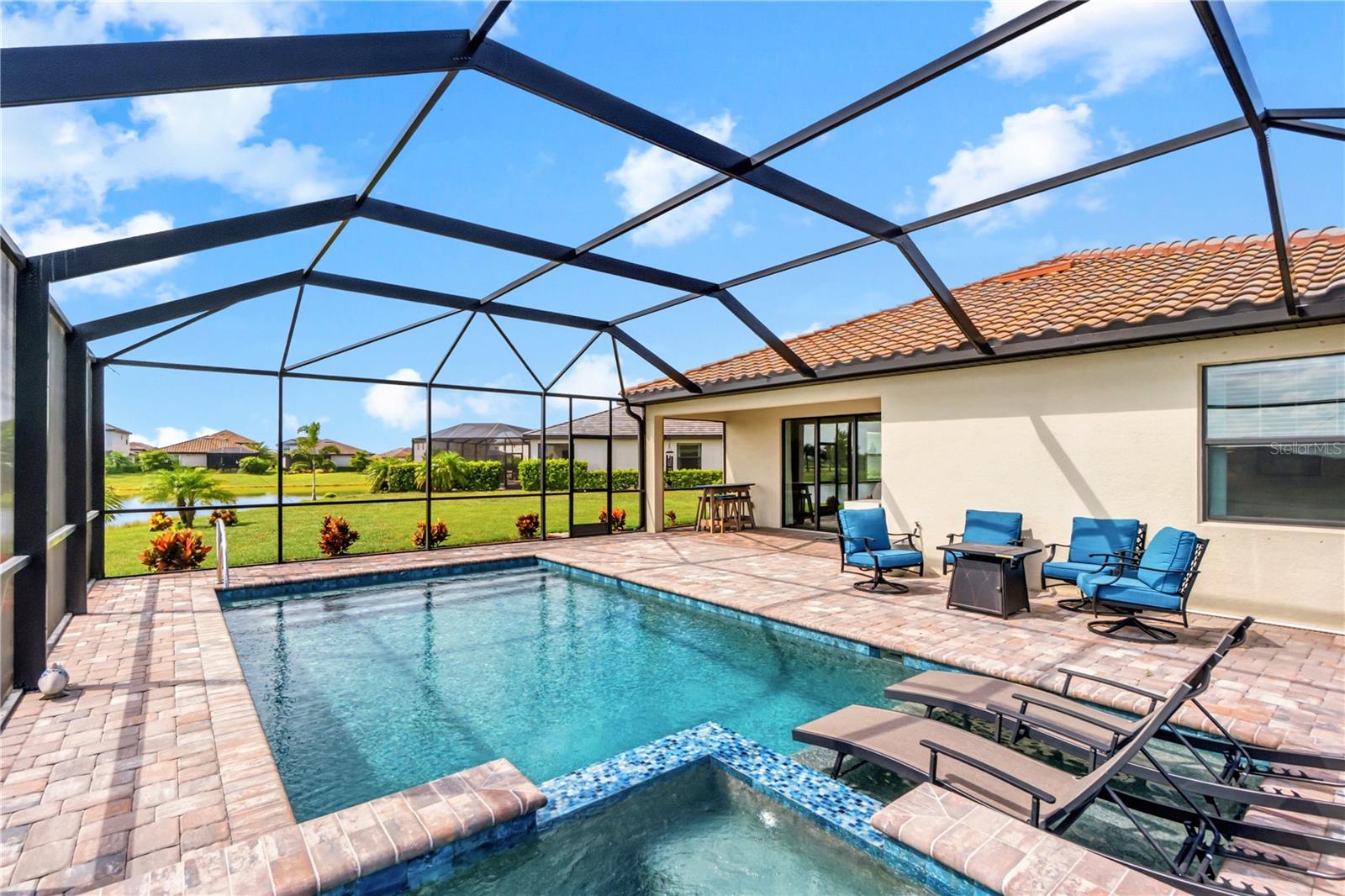 LORRAINE LAKES PH I - Residential