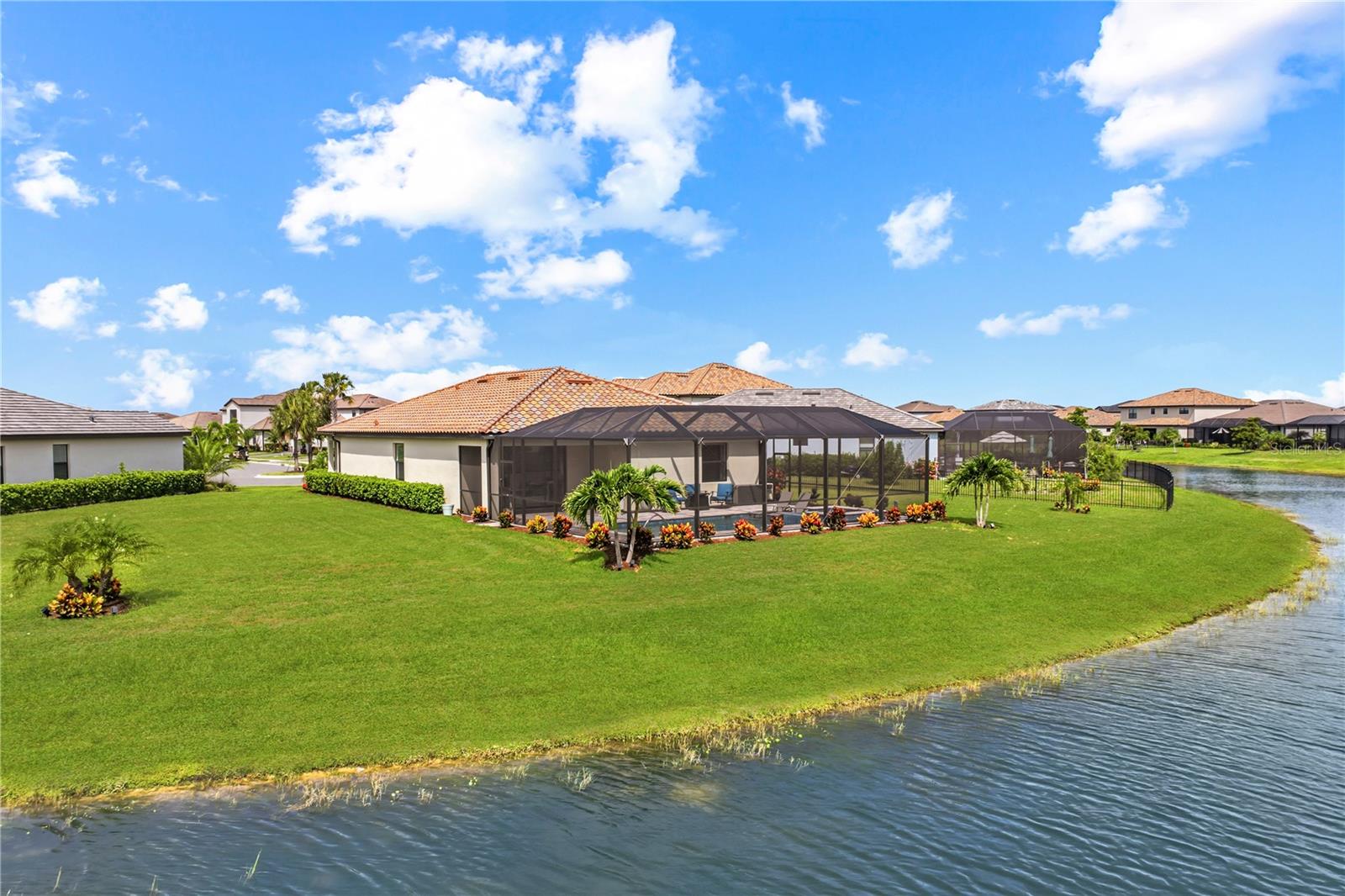 LORRAINE LAKES PH I - Residential