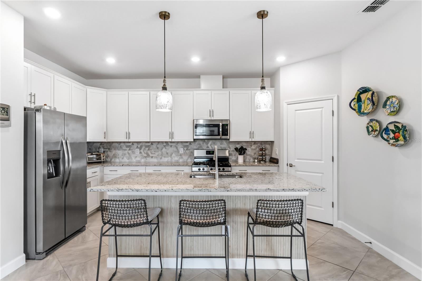 LORRAINE LAKES PH I - Residential