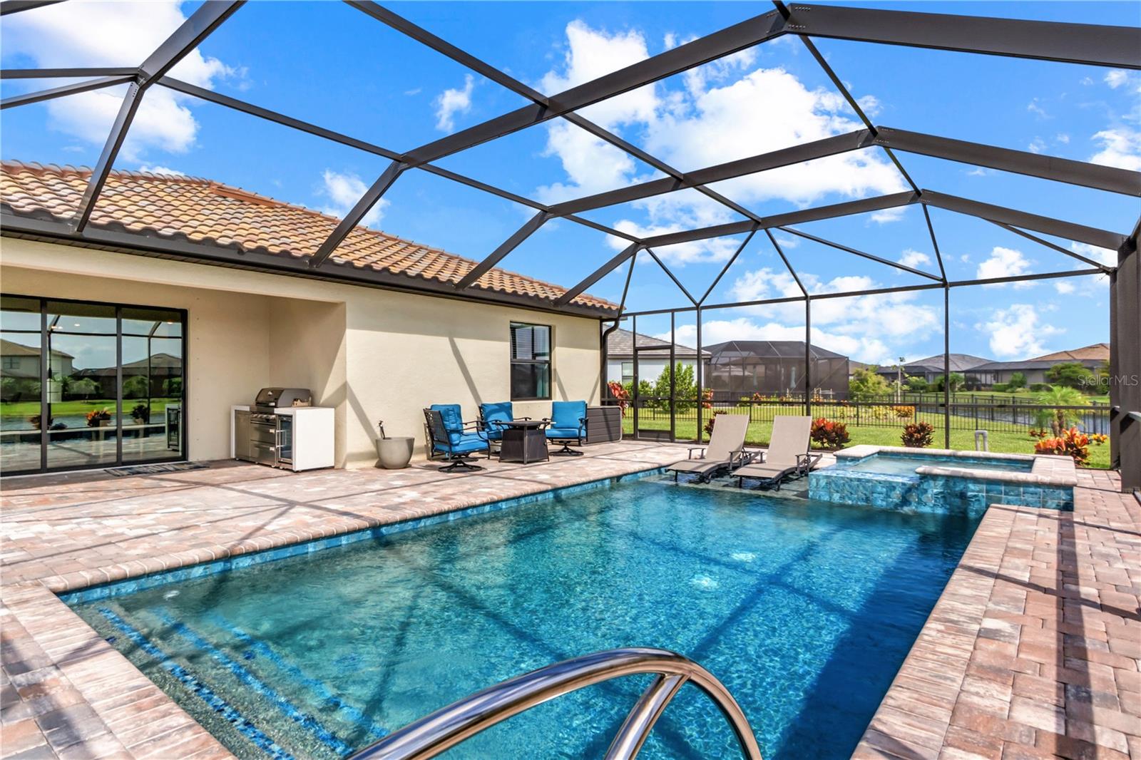 LORRAINE LAKES PH I - Residential