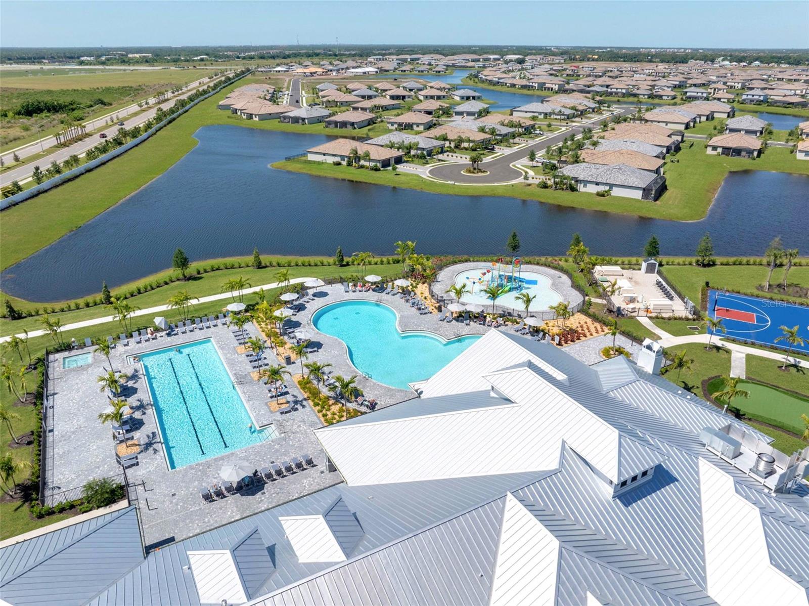 LORRAINE LAKES PH I - Residential