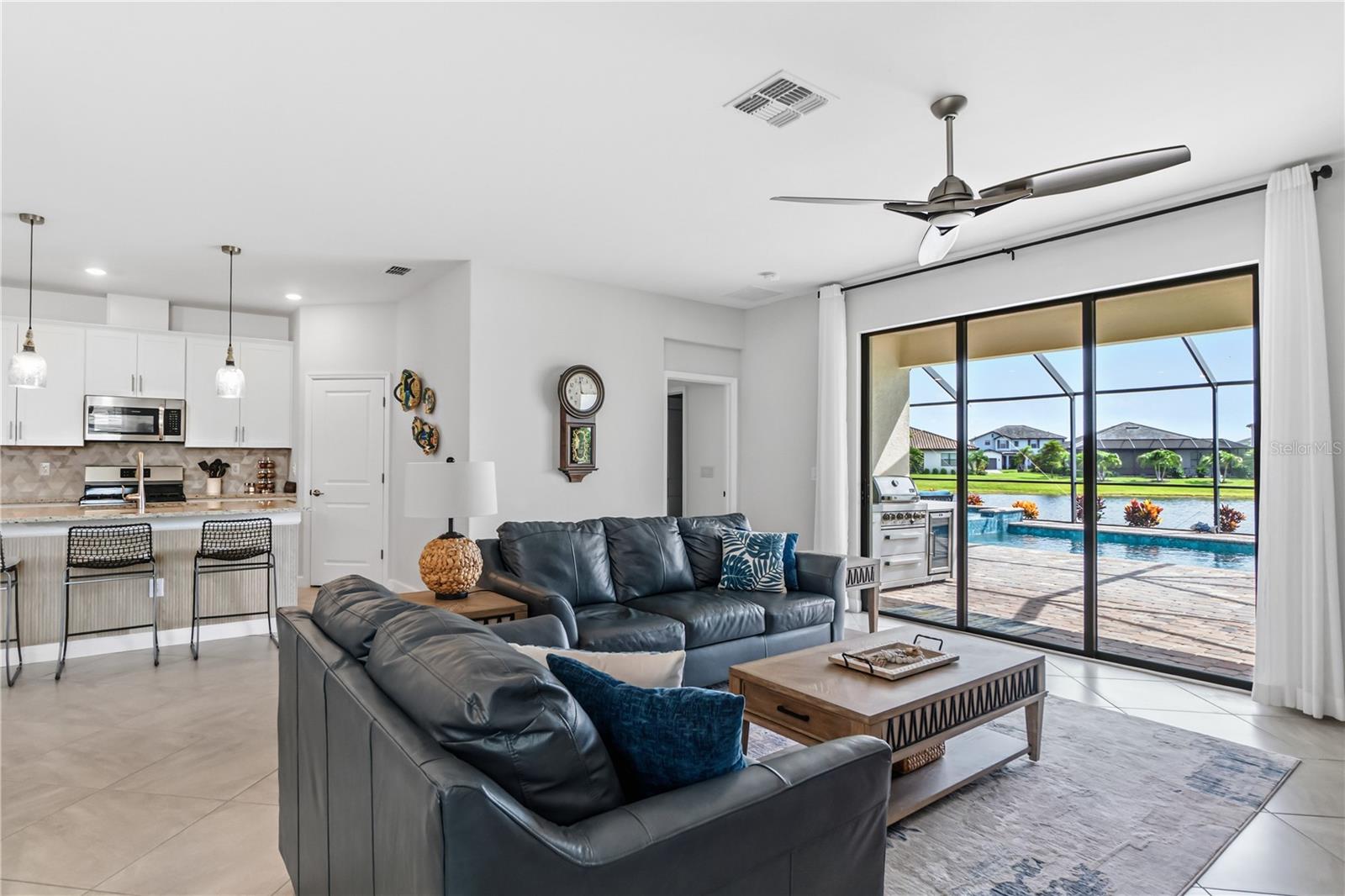 LORRAINE LAKES PH I - Residential