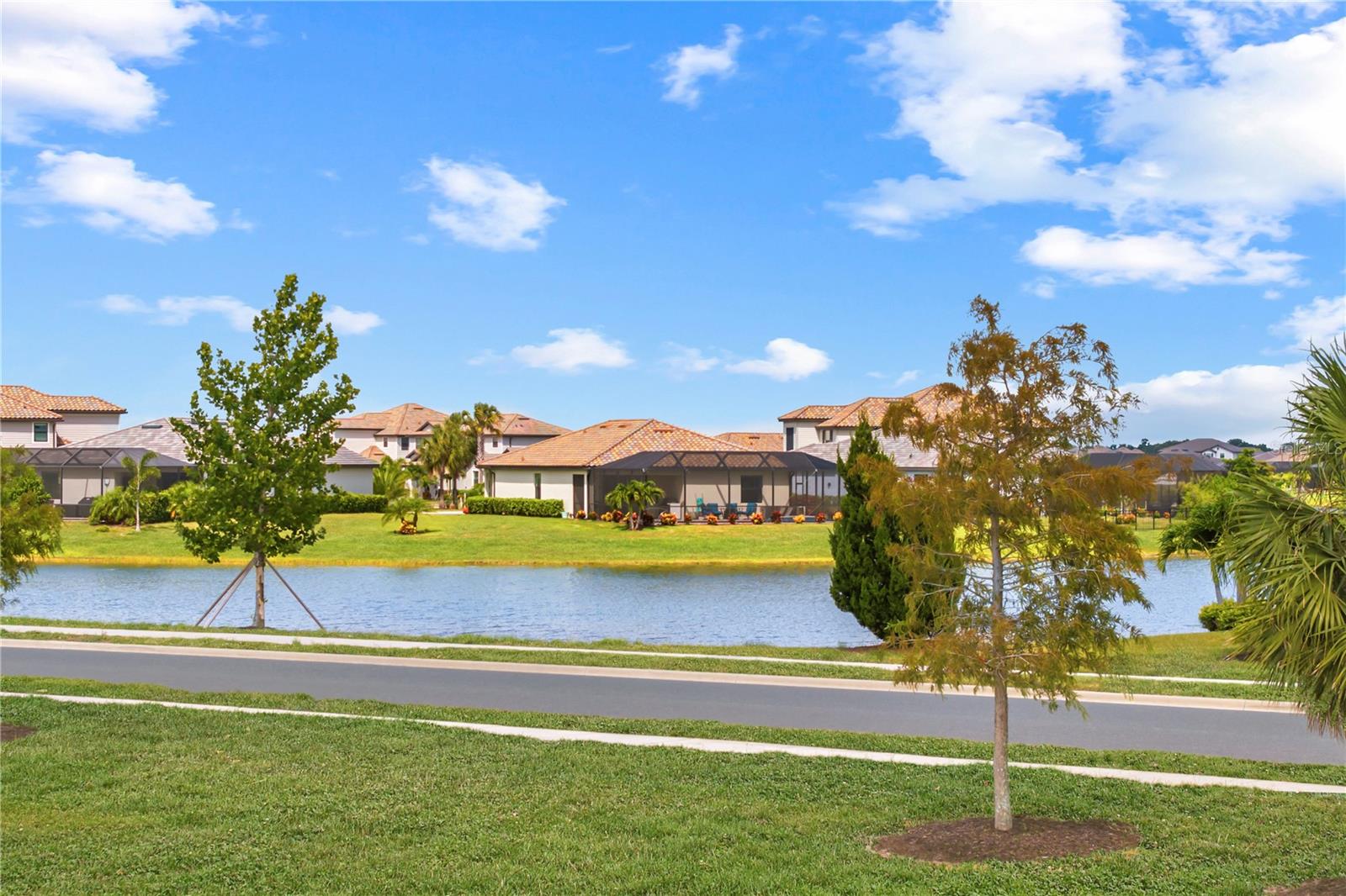 LORRAINE LAKES PH I - Residential