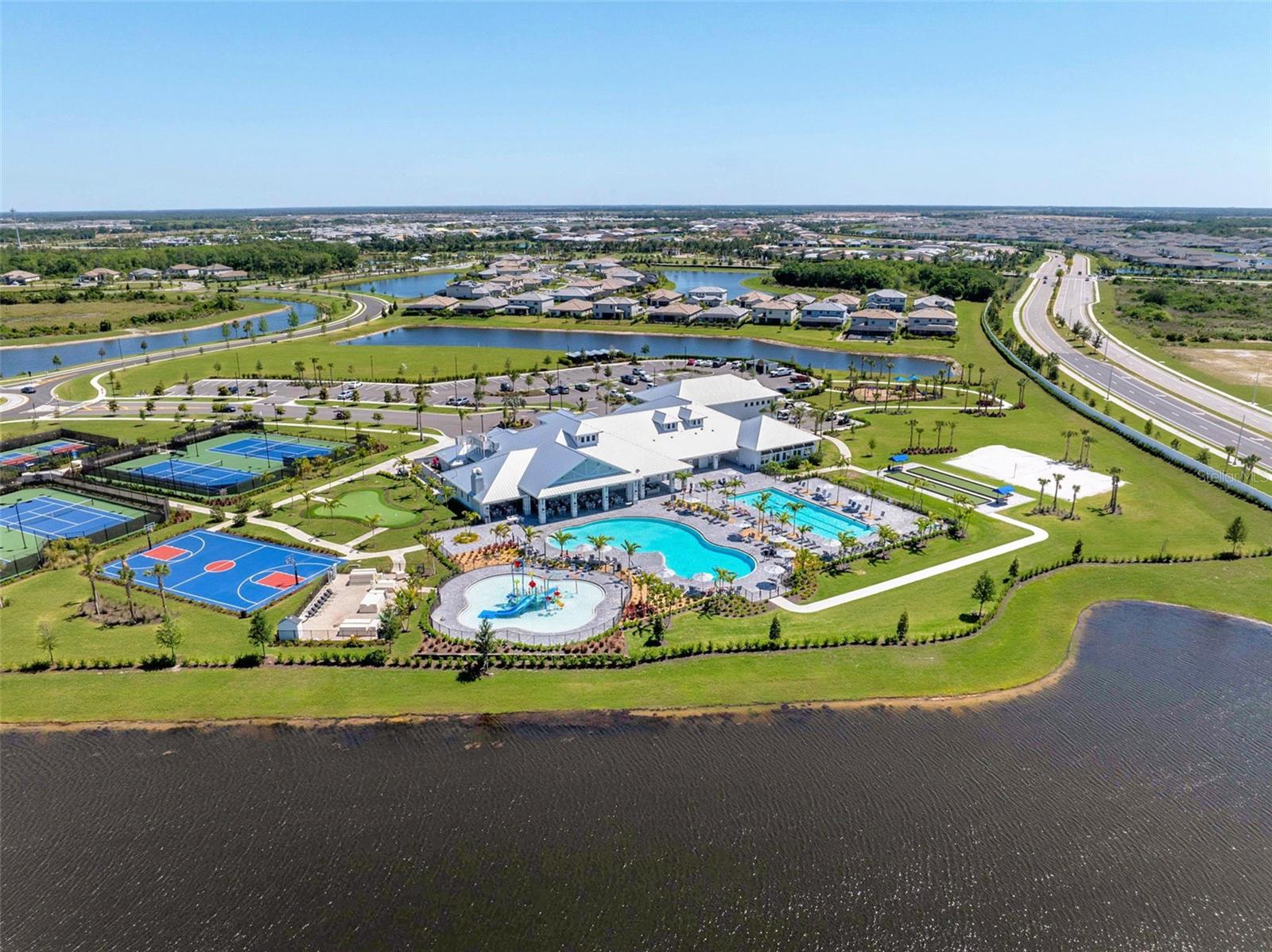 LORRAINE LAKES PH I - Residential