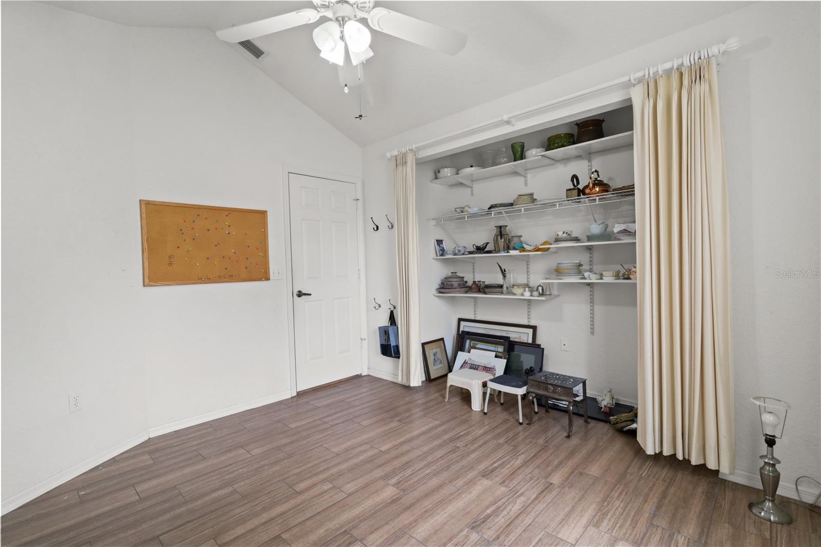 OAK RUN TIMBERGATE - Residential