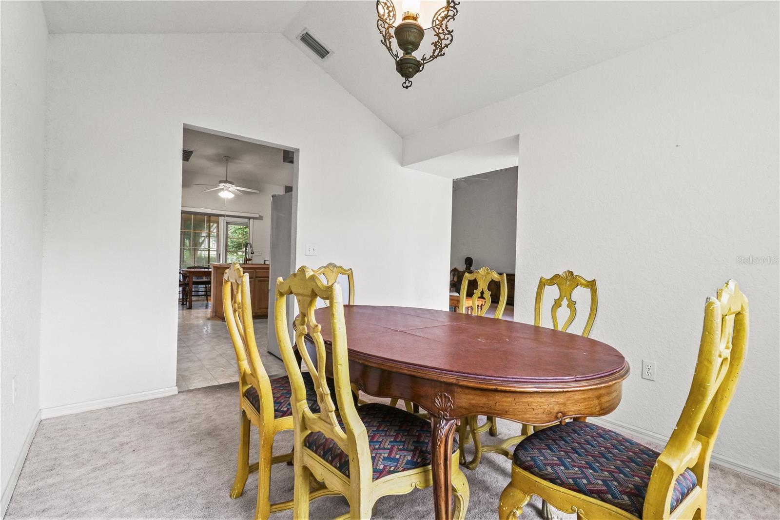 OAK RUN TIMBERGATE - Residential