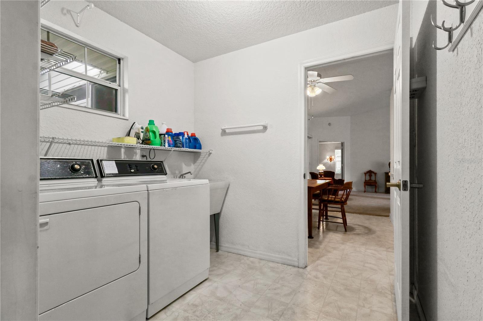 OAK RUN TIMBERGATE - Residential