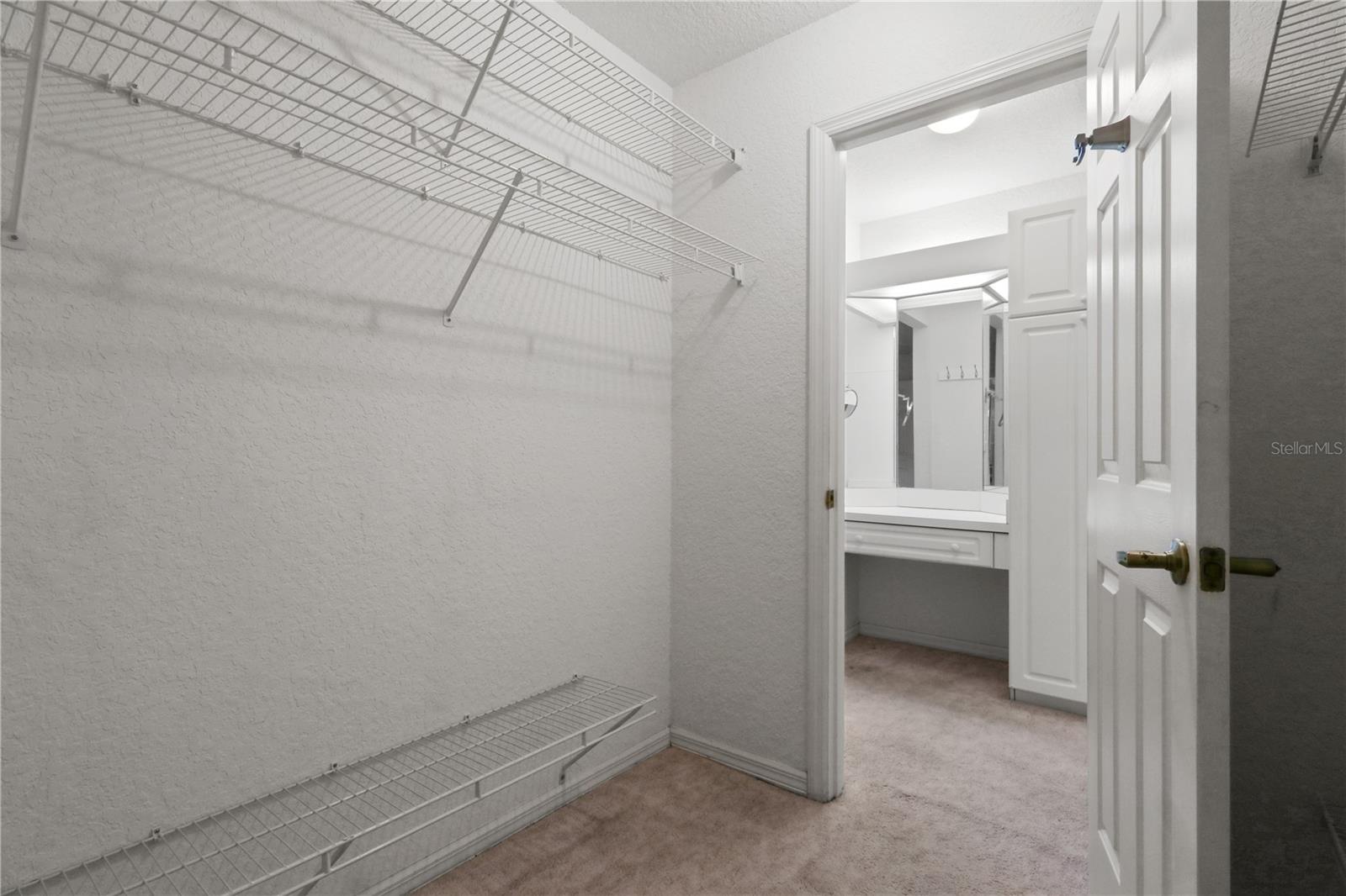 OAK RUN TIMBERGATE - Residential