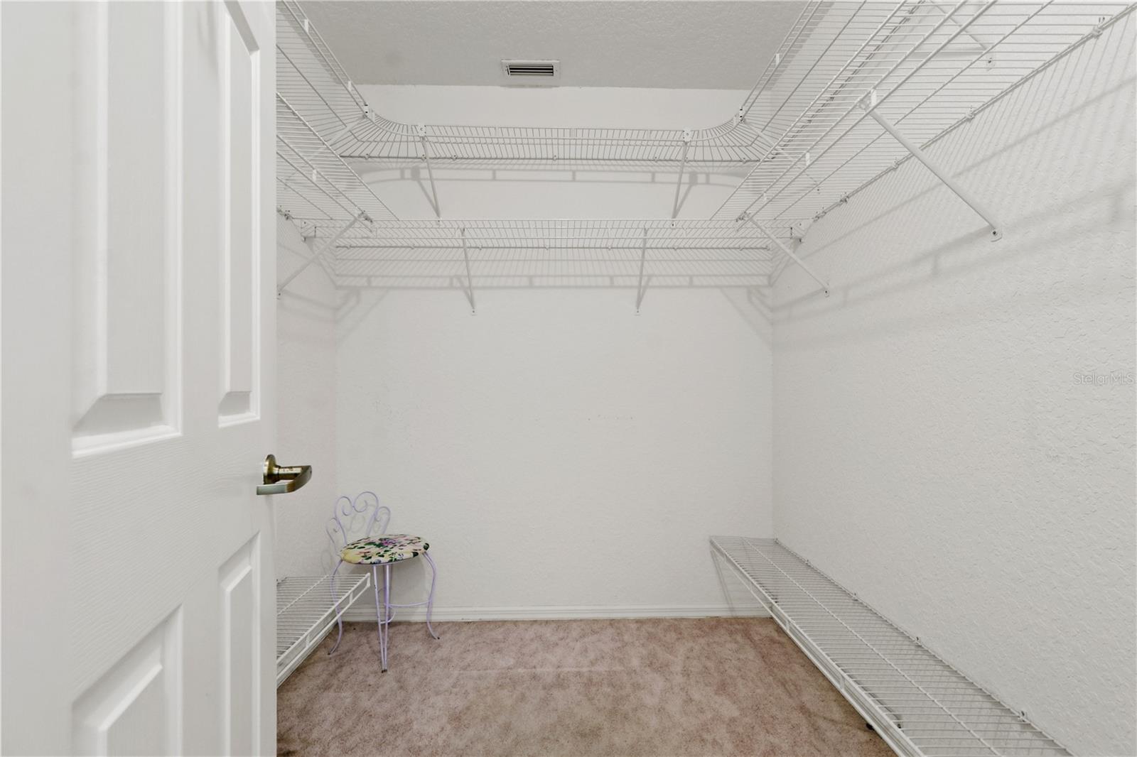 OAK RUN TIMBERGATE - Residential