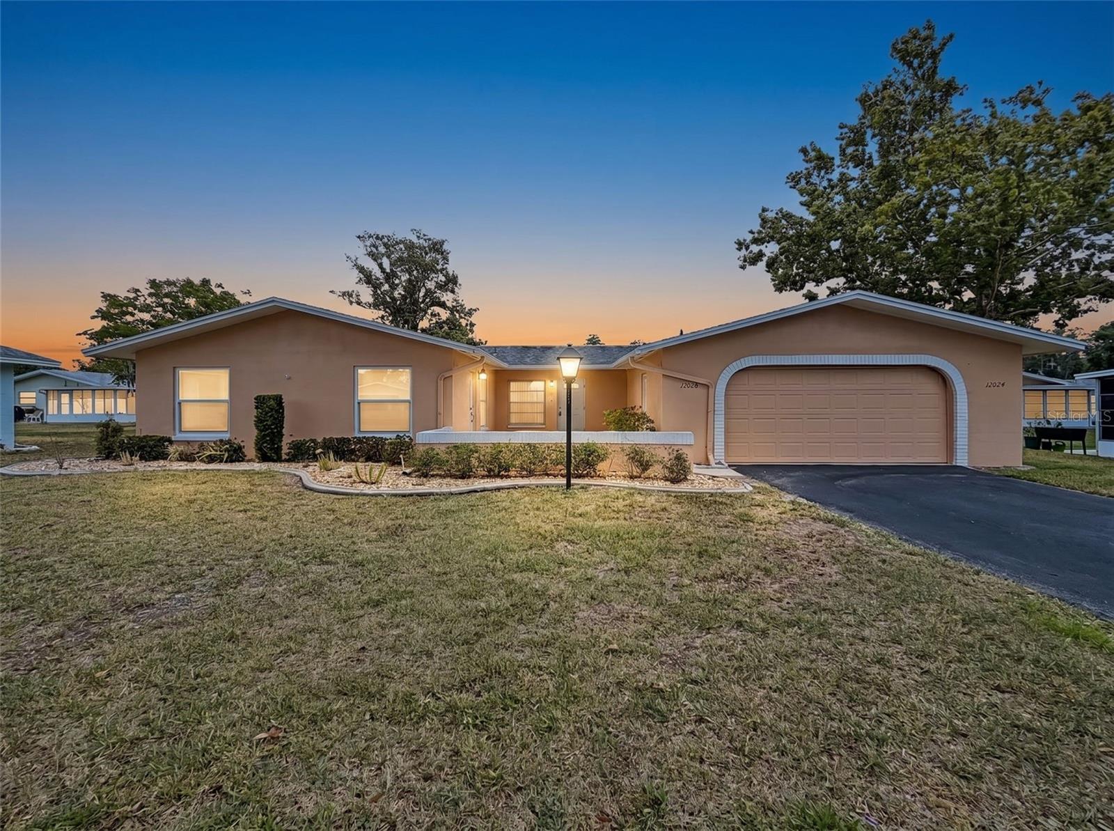 PARADISE POINTE WEST GR 05 - Residential