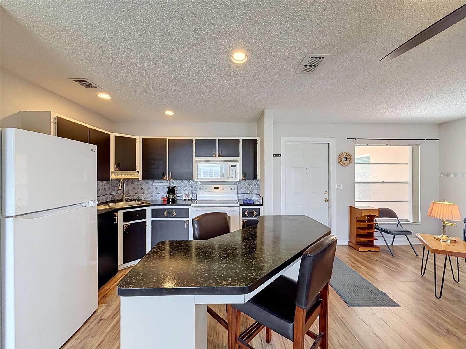 PARADISE POINTE WEST GR 05 - Residential