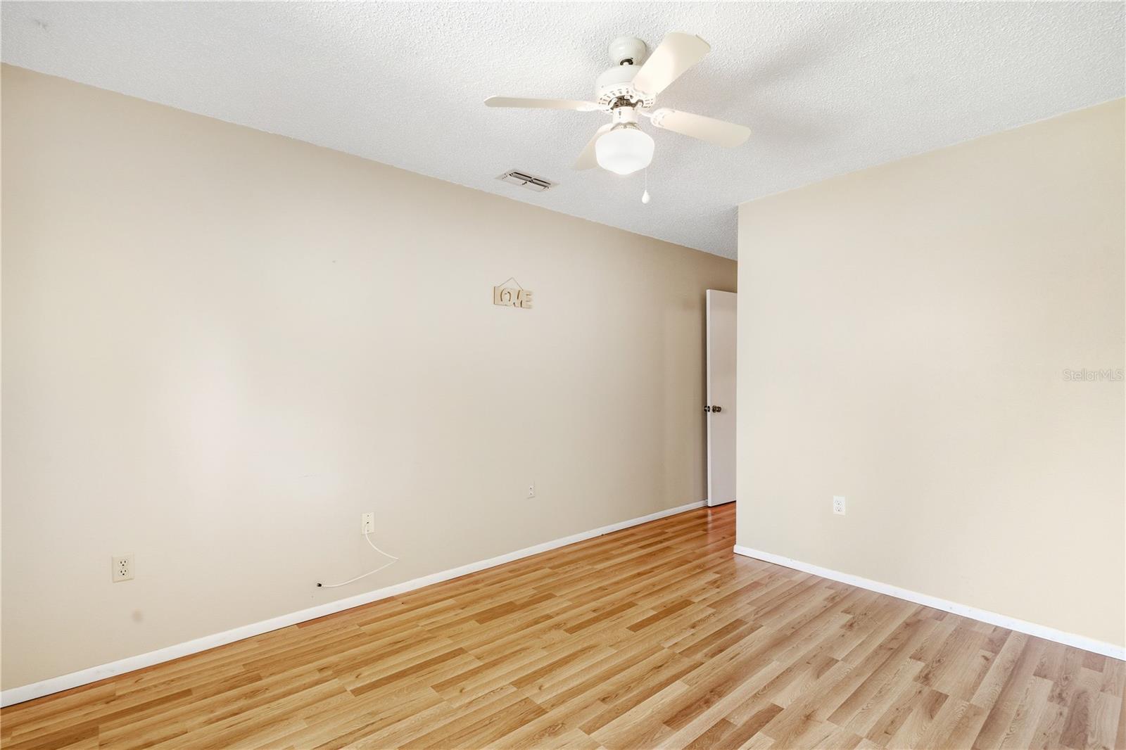 BLUFFS (THE) AT THE HEATHER V - Residential