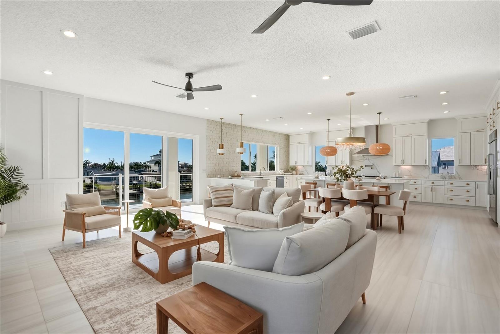 CRYSTAL ISLAND - Residential