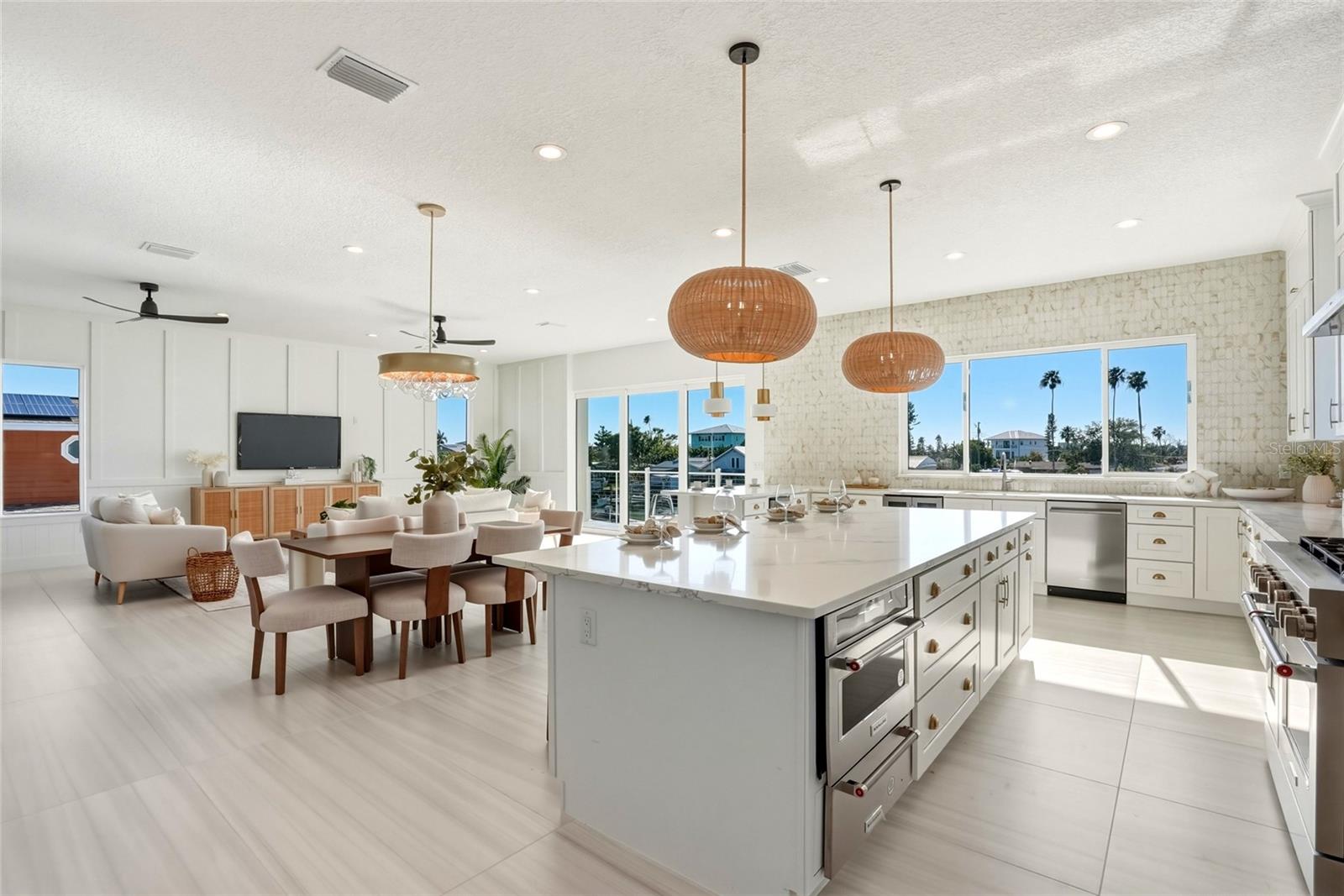 CRYSTAL ISLAND - Residential