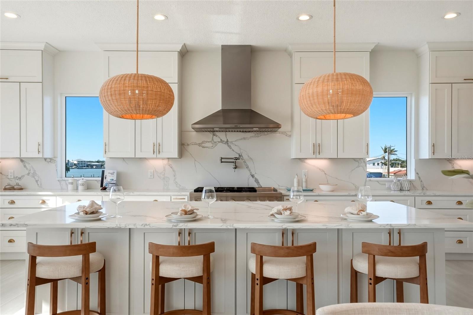 CRYSTAL ISLAND - Residential