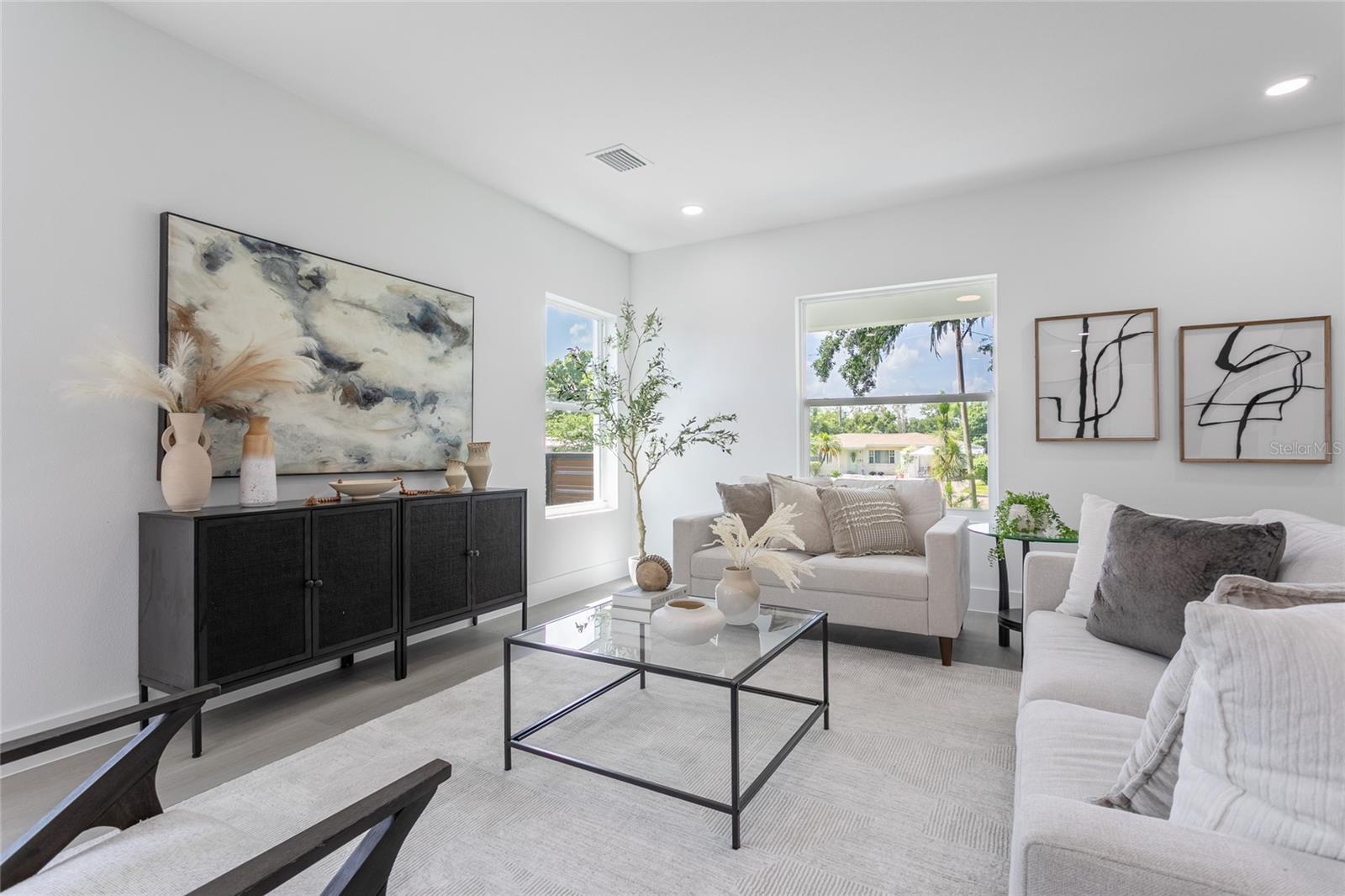 PECAN HIGHLANDS - Residential Income