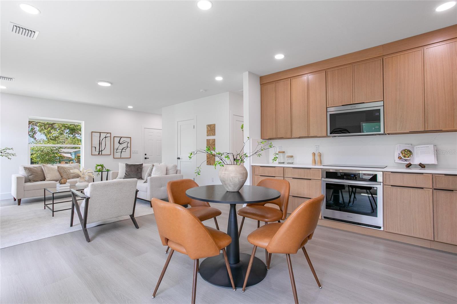 PECAN HIGHLANDS - Residential Income