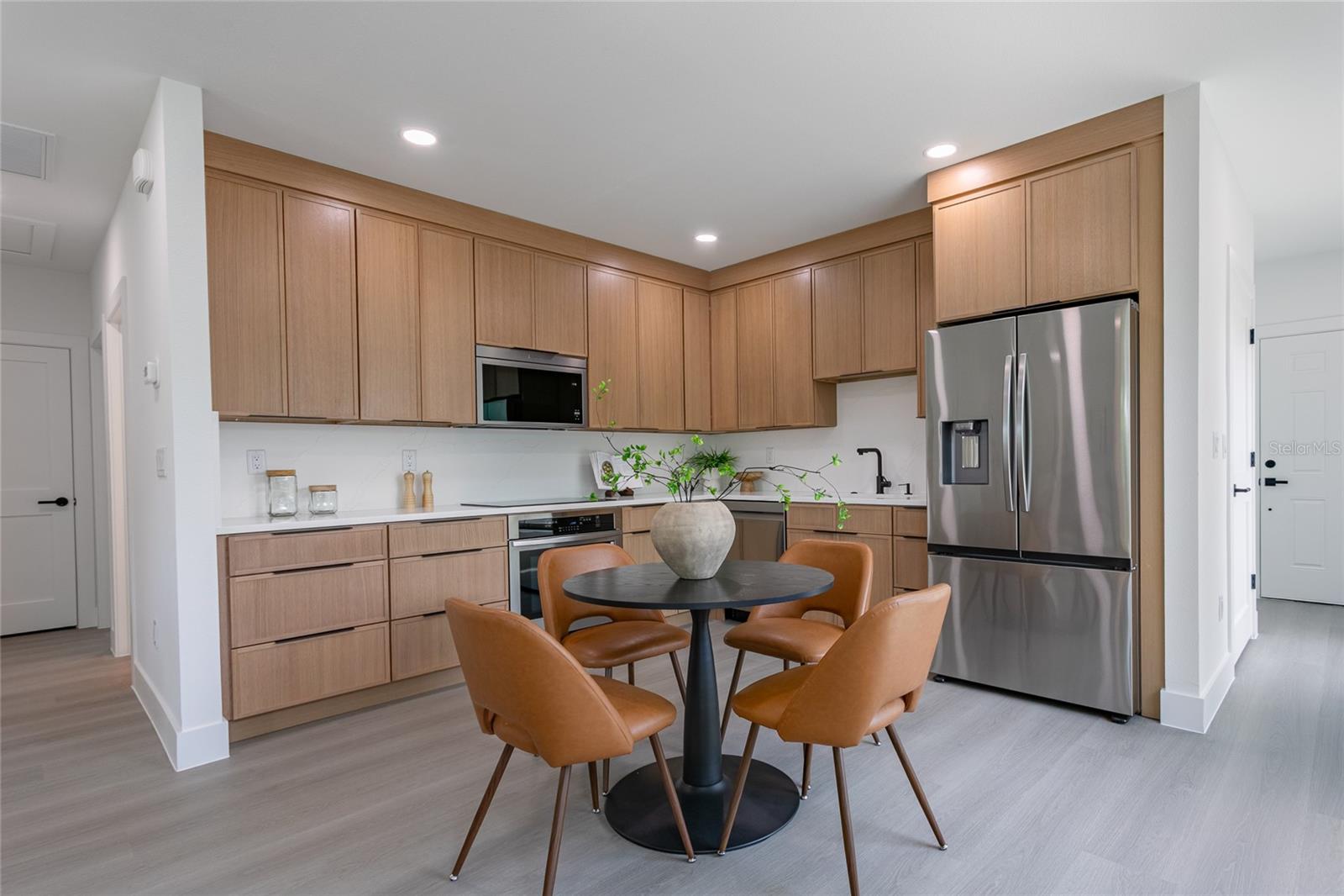 PECAN HIGHLANDS - Residential Income