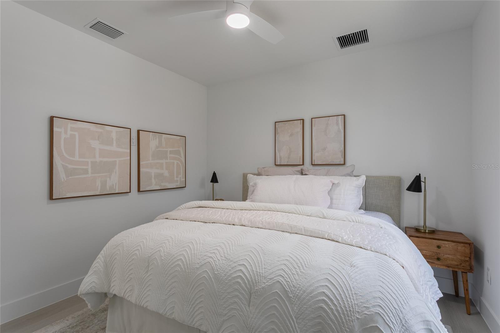 PECAN HIGHLANDS - Residential Income