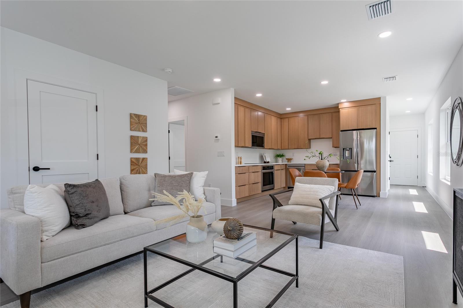 PECAN HIGHLANDS - Residential Income