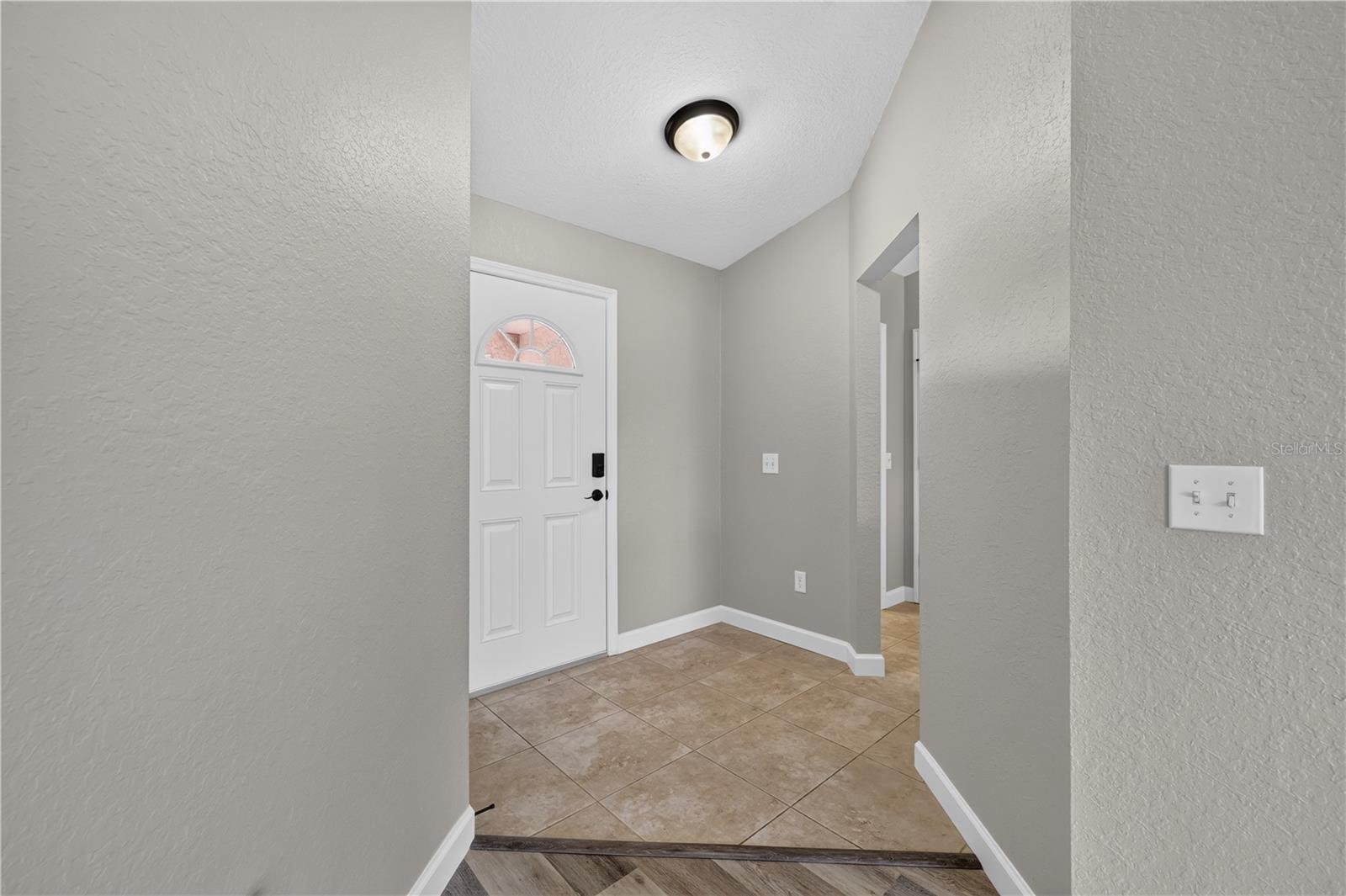 SILVER SPGS SHORES UN 17 - Residential