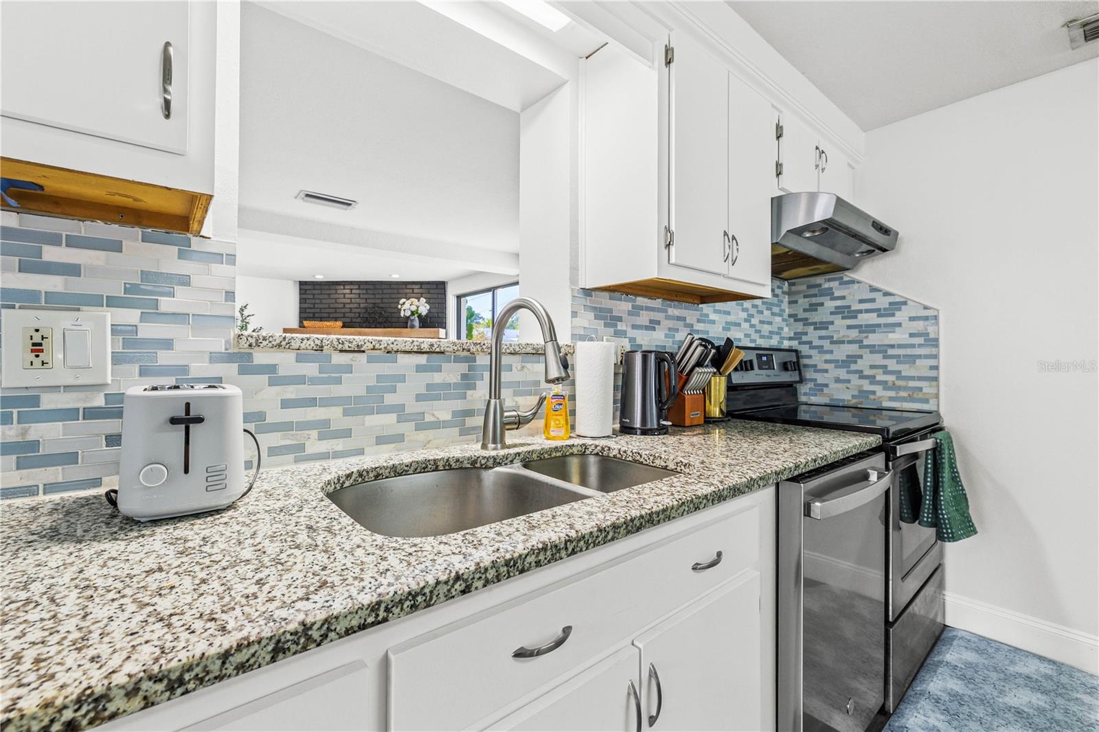 JEFFERSON MANOR 1ST ADD - Residential