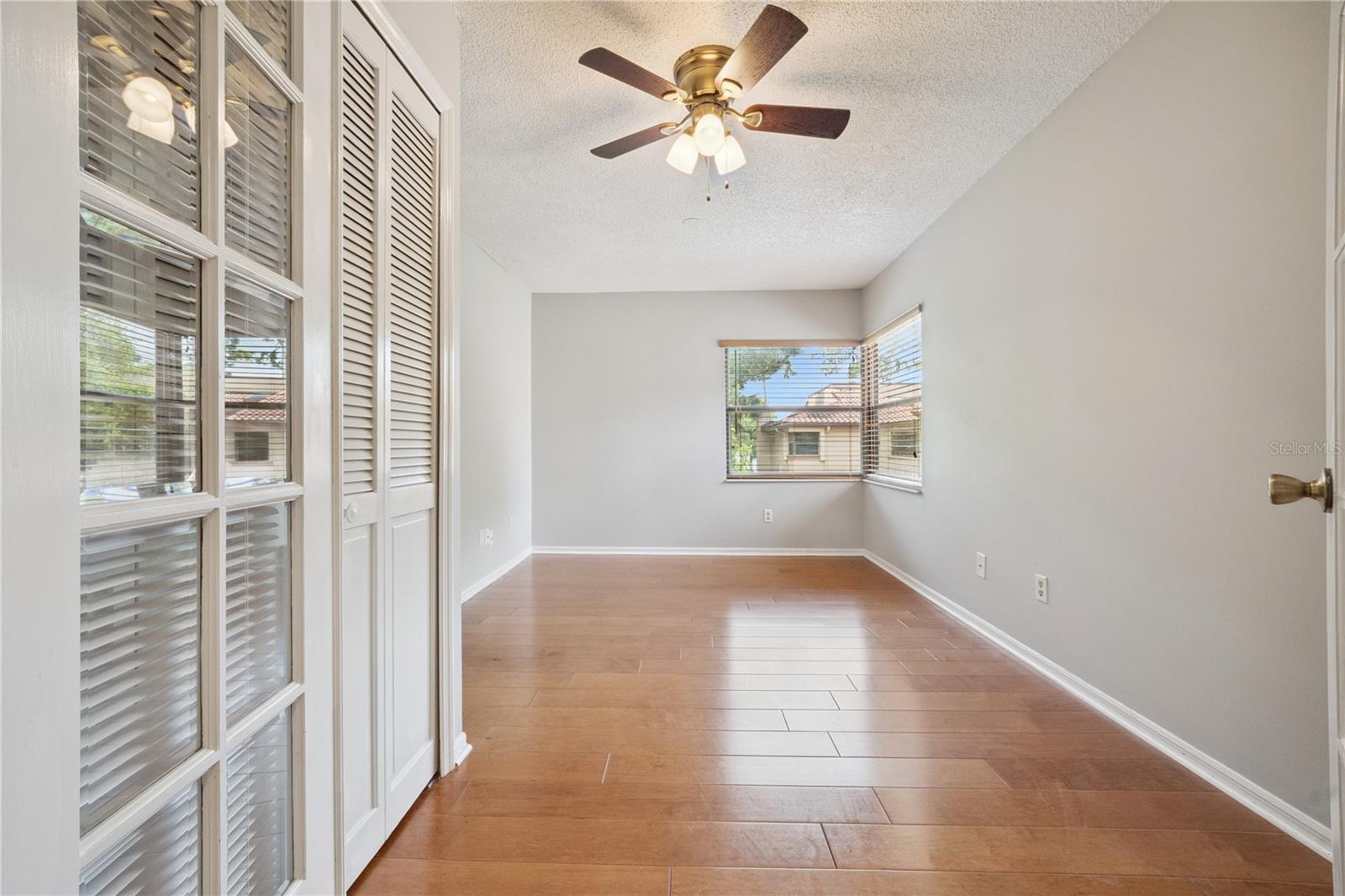 LAKE PINELOCH VILLAGE CONDO 04 - Residential
