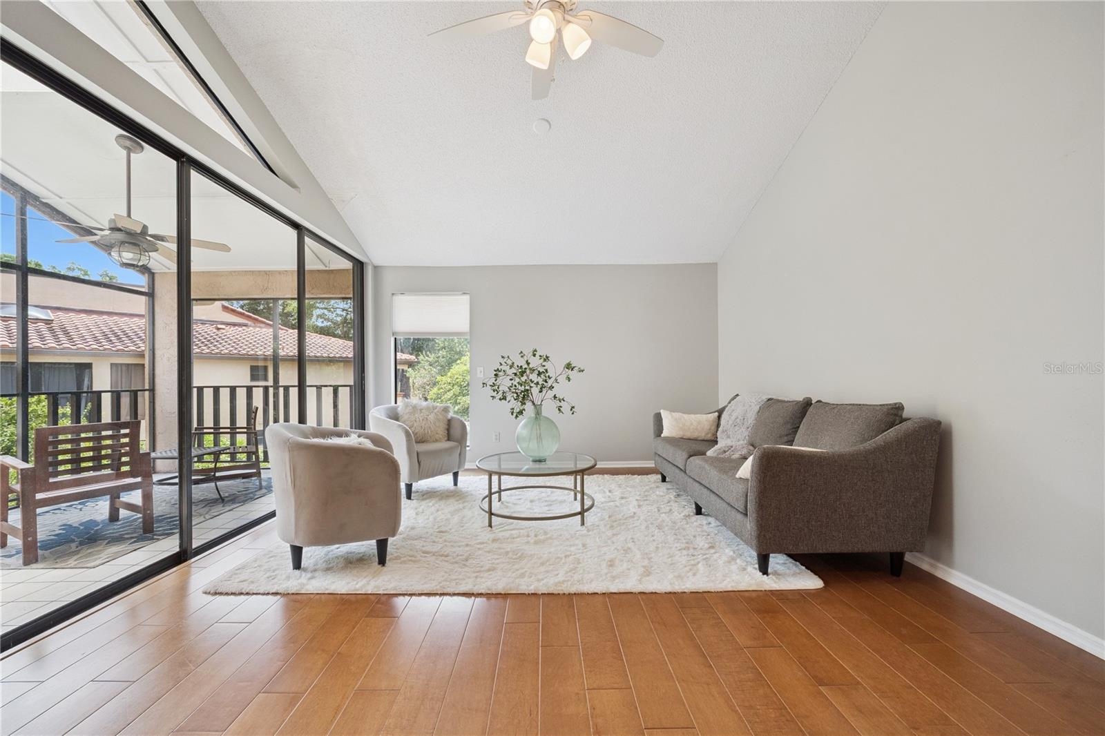 LAKE PINELOCH VILLAGE CONDO 04 - Residential