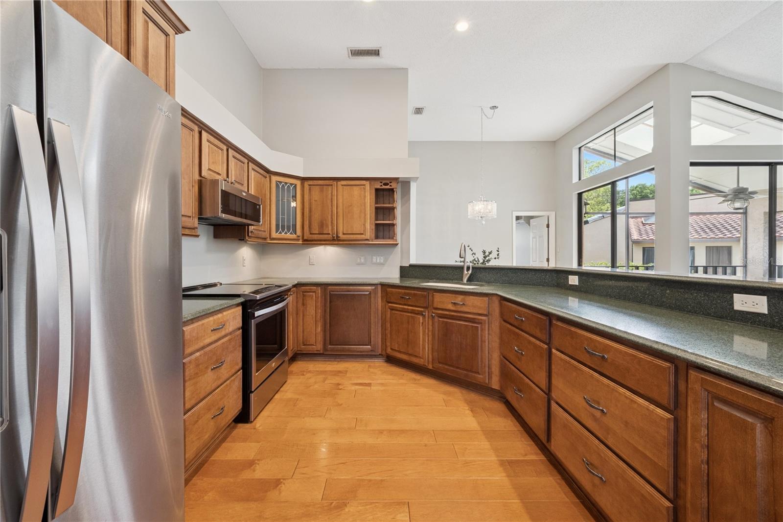LAKE PINELOCH VILLAGE CONDO 04 - Residential
