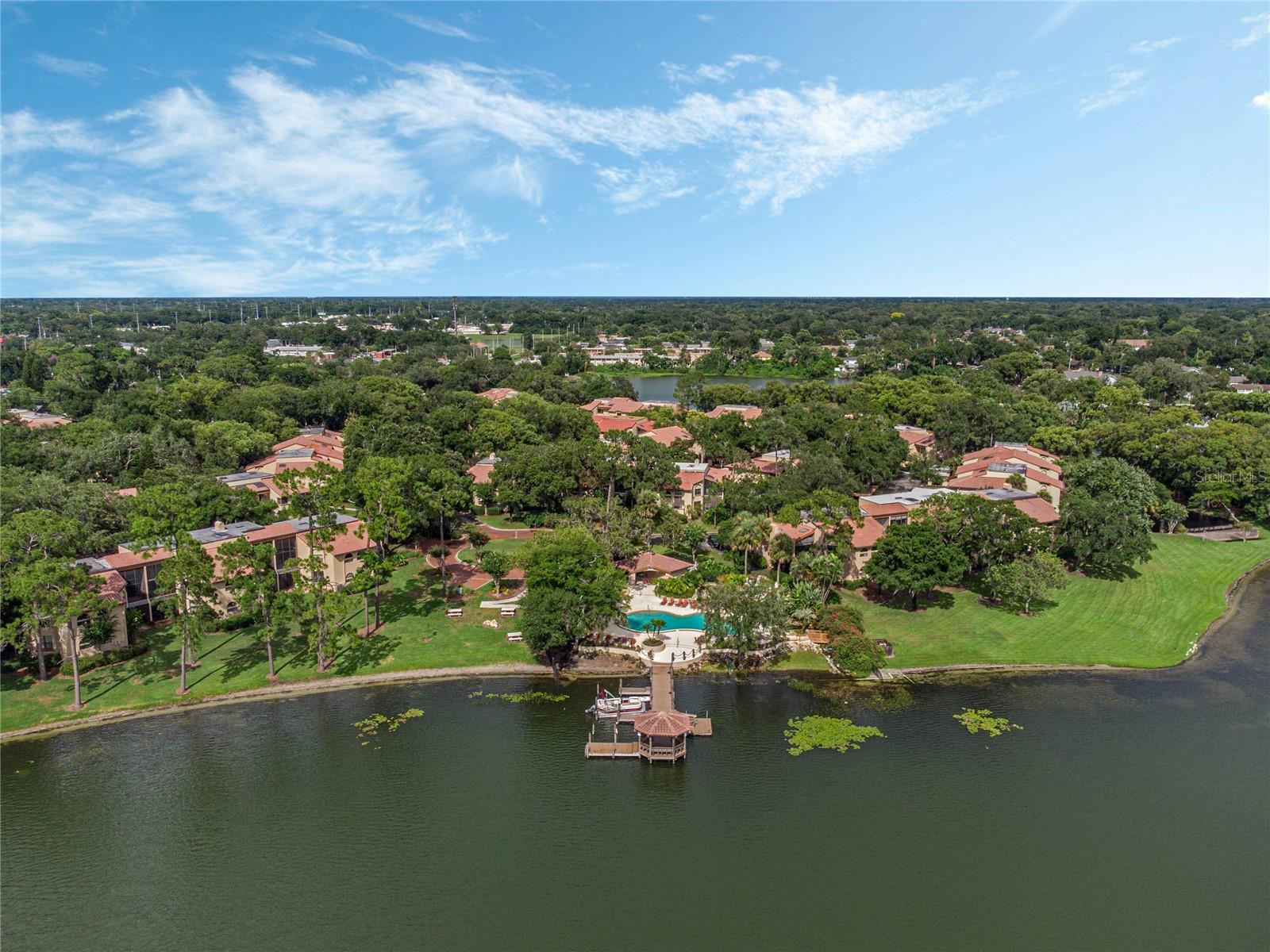 LAKE PINELOCH VILLAGE CONDO 04 - Residential