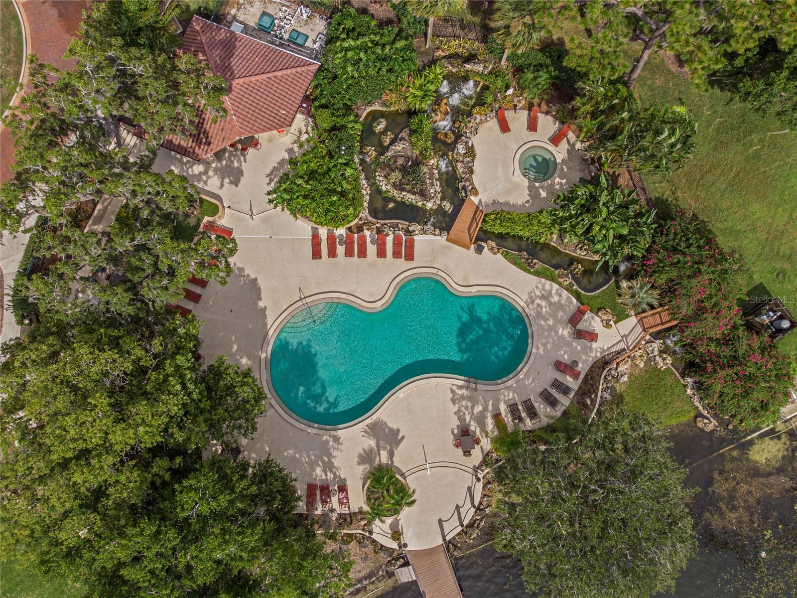 LAKE PINELOCH VILLAGE CONDO 04 - Residential