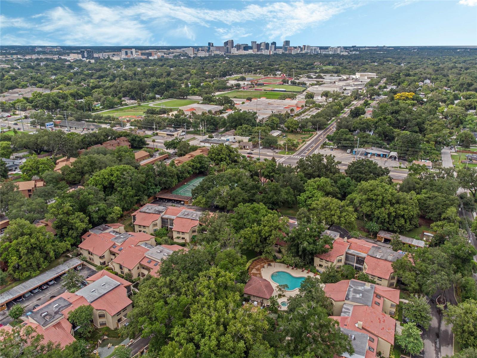 LAKE PINELOCH VILLAGE CONDO 04 - Residential