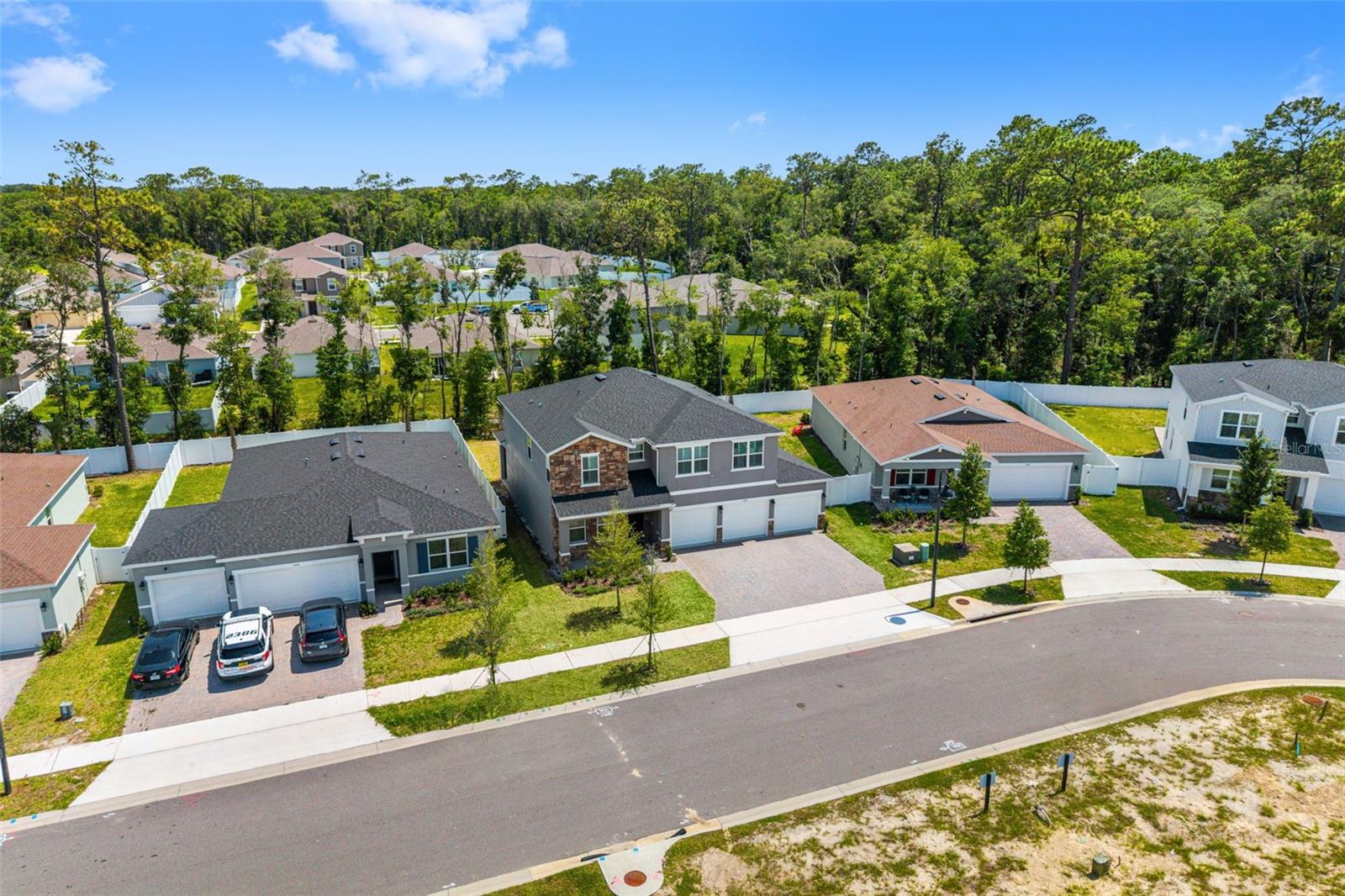 BERESFORD WOODS PH 3 - Residential