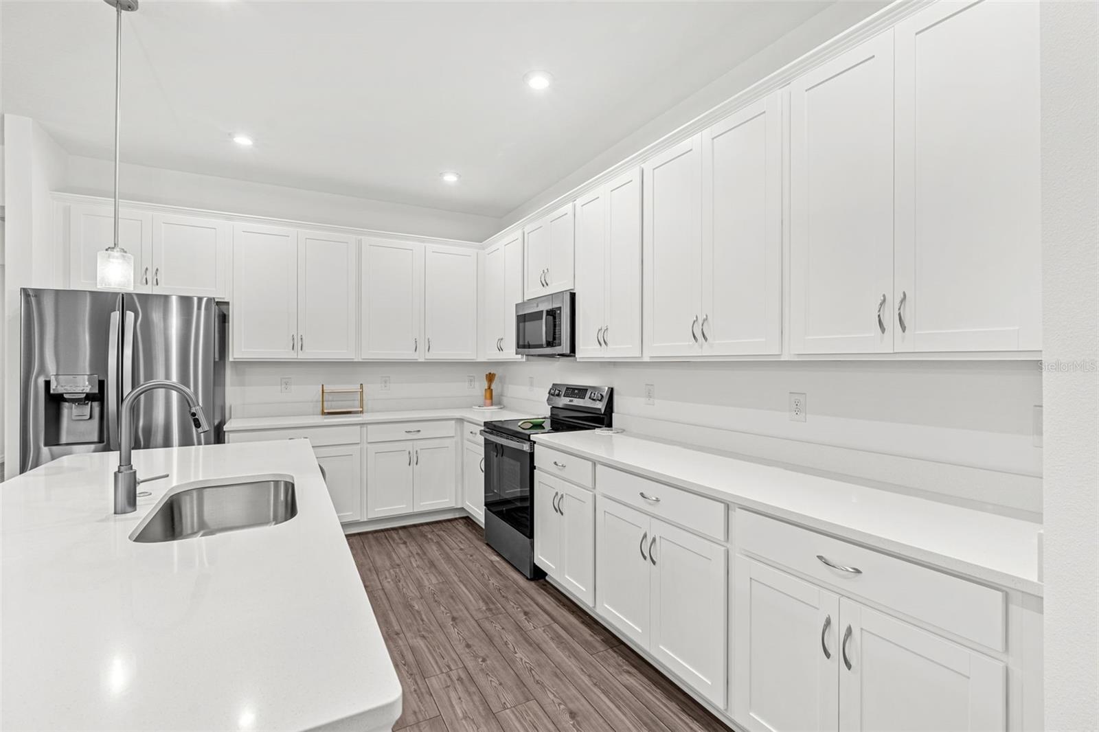 BERESFORD WOODS PH 3 - Residential