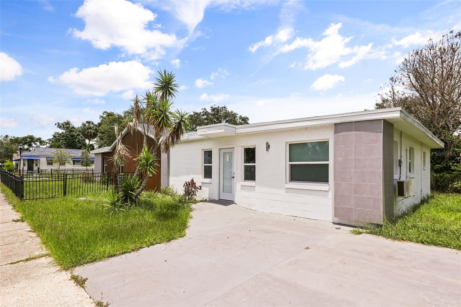 CARVER TOWN FIRST ADD - Residential